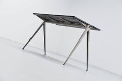 Wim Rietveld Pyramidentisch Ahrend de Cirkel:: 1960