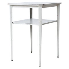 Table d'appoint Rebel de Wim Rietveld pour Ahrend de Cirkel, Pays-Bas, 1960