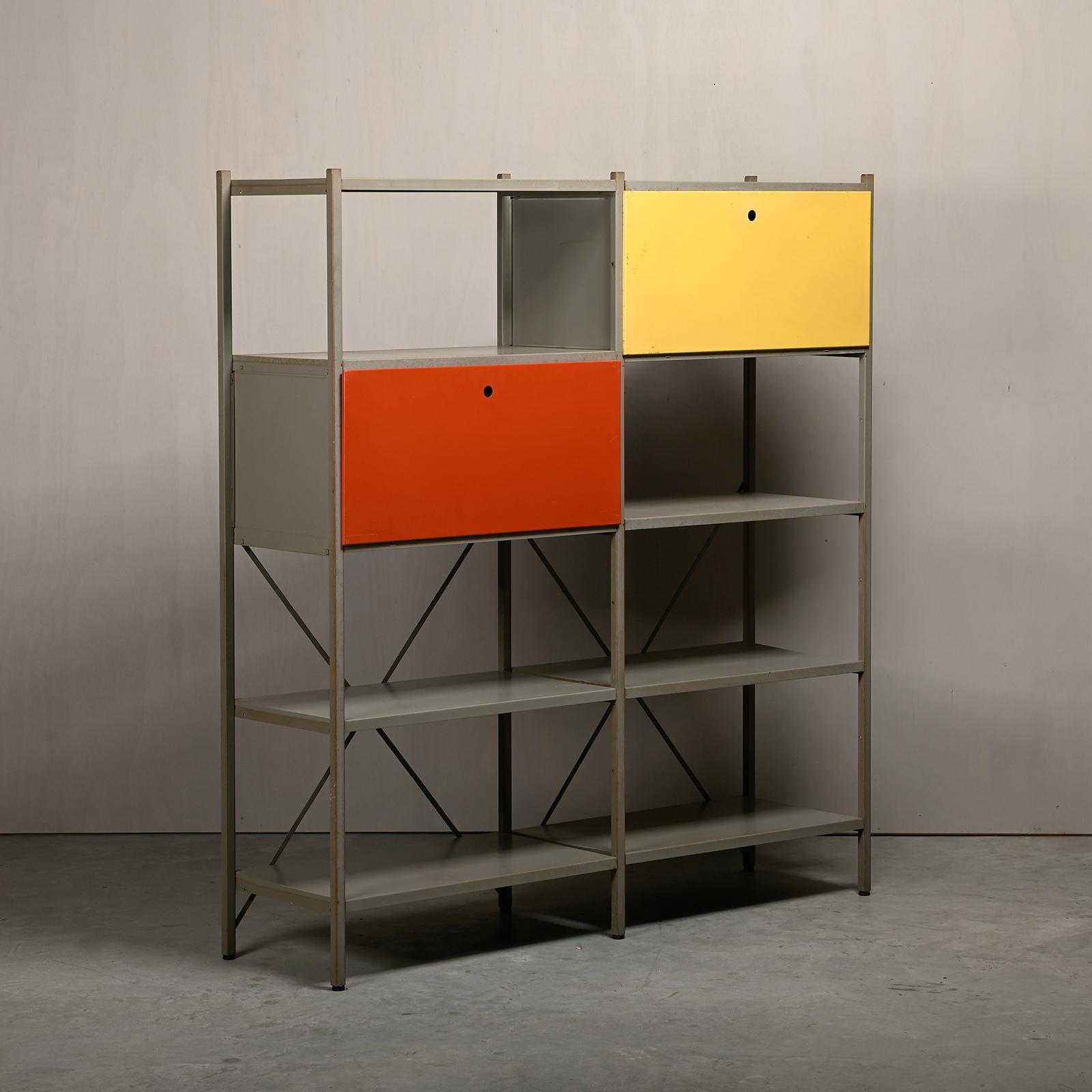 Mid-Century Modern Wim Rietveld Wall Unit and Bookcase Model 663  for Gispen, Dutch Modernism