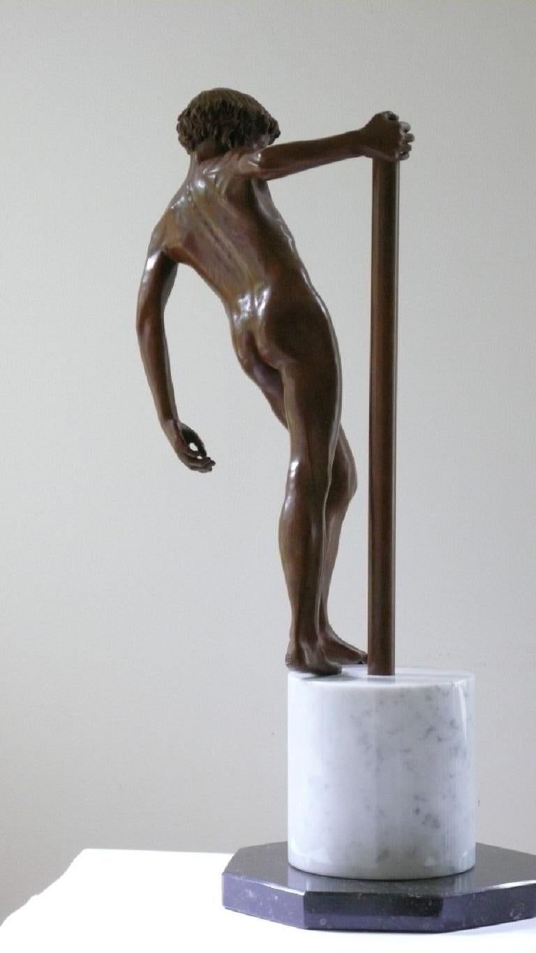 Ad Dextram Bronze Sculpture Nude Boy Male Figure Marble Stone  For Sale 1