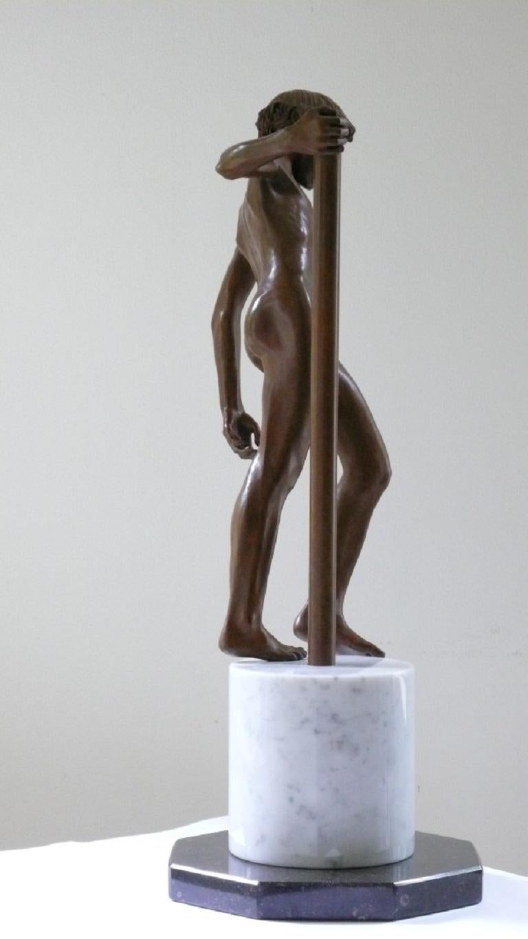 Ad Dextram Bronze Sculpture Nude Boy Male Figure Marble Stone  For Sale 2