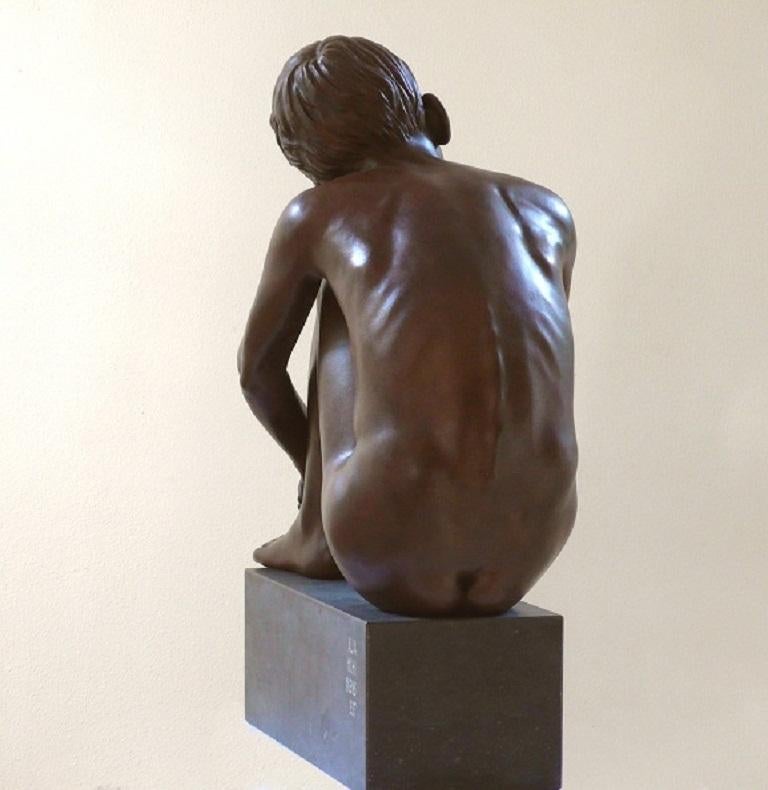 Alias Mihi Mens Est Bronzeskulptur Zeitgenössischer Nackter Junge Marmor Stone – Sculpture von Wim van der Kant