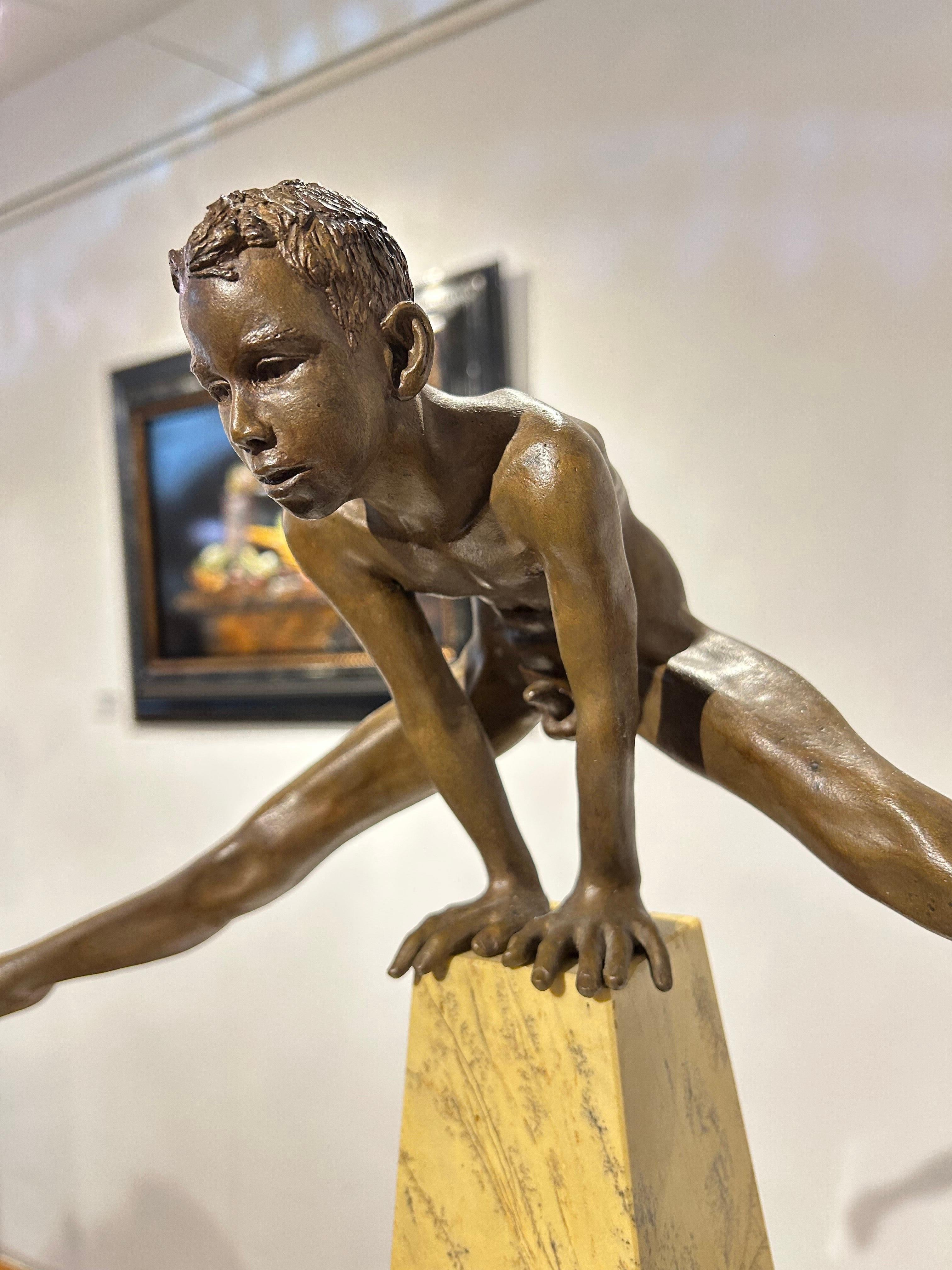 Ausum Bronze Contemporary Skulptur Marmor Stein Nude Boy Männliche Figur