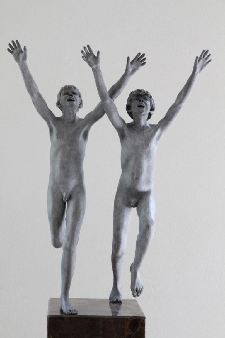 Cursus Bronze Sculpture Contemporary Nude Boys Male Figures Marble Stone For Sale 1