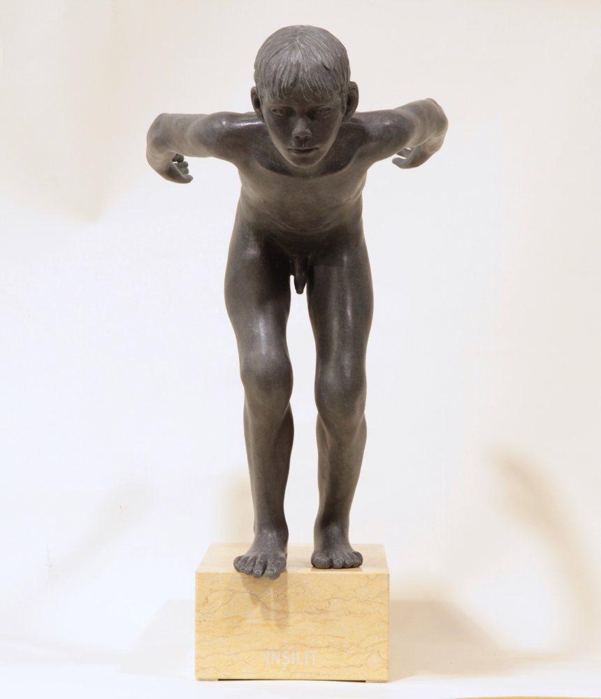 boy bronze statue