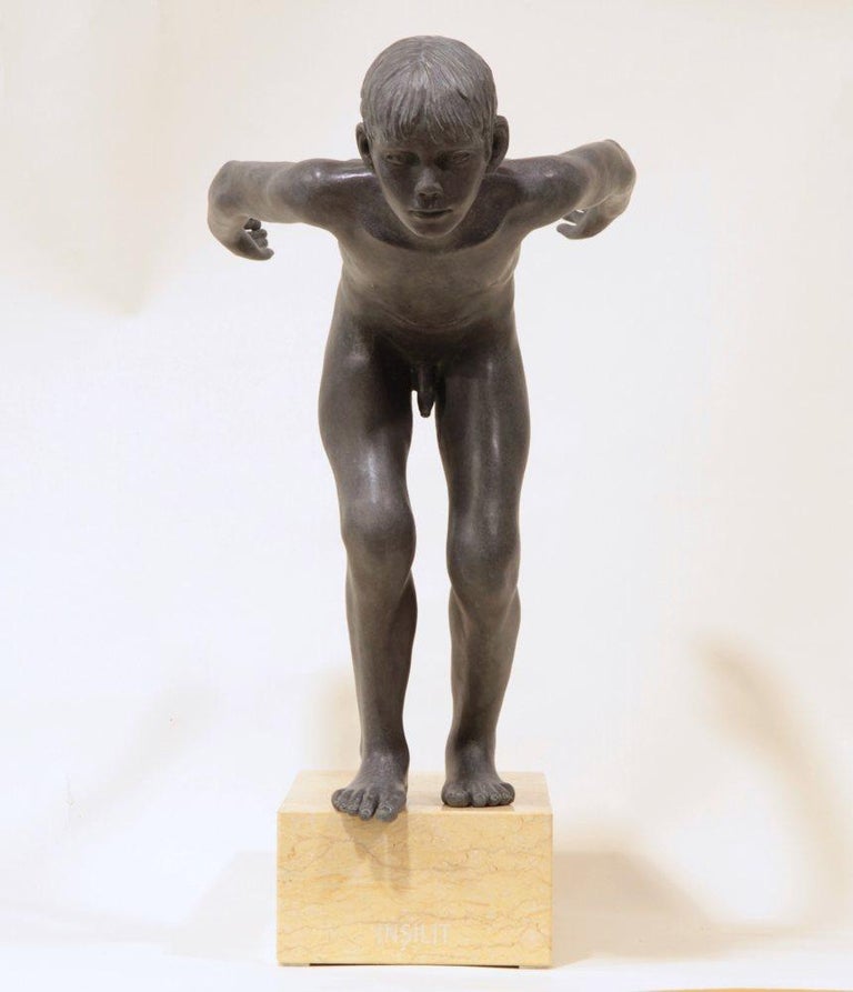 Wim van der Kant
Insilit
Bronze sculpture
Hight bronze 50 cm with pedestal of marble (included) 60 cm

Wim van der Kant's sculptures are in bronze. 

Dutch artist Wim van der Kant does everything in the process itself. As a result, only a few