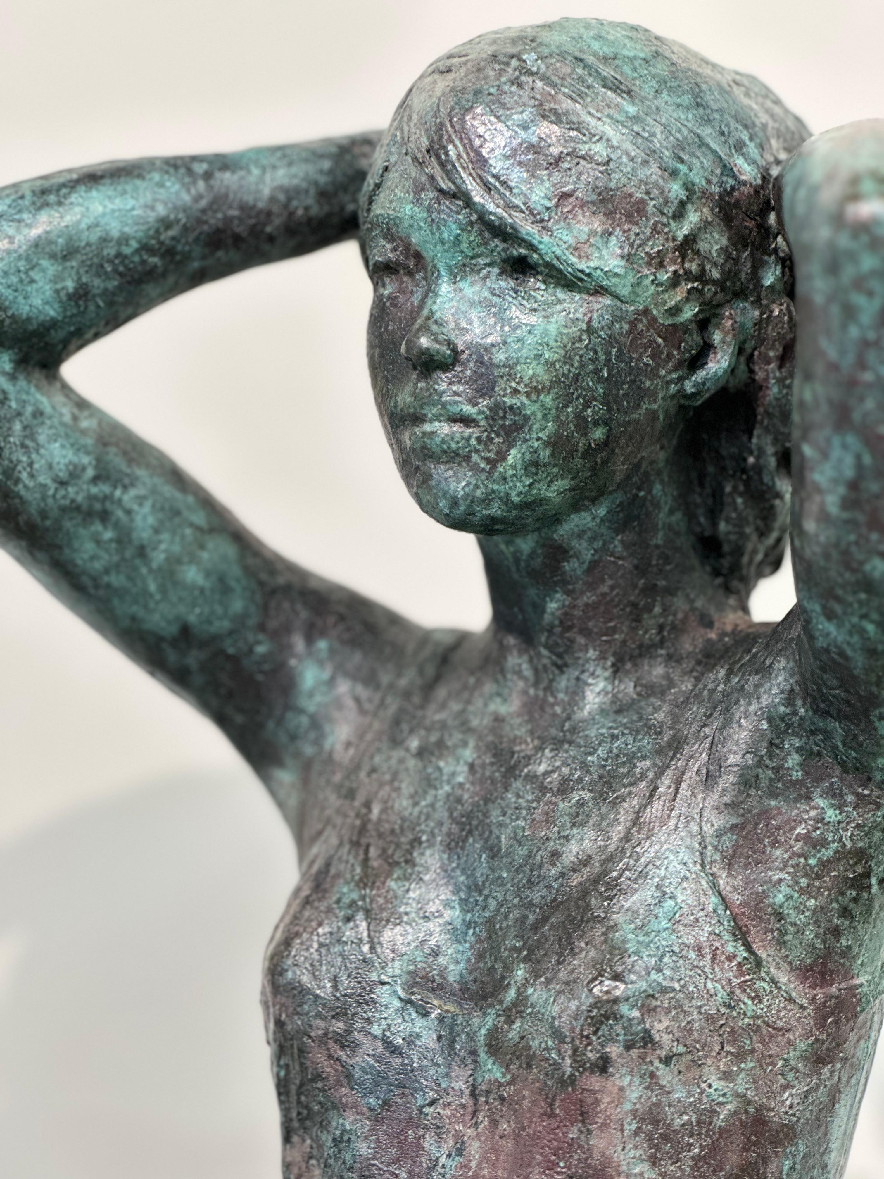 Marjo- 21st Century Bronze Sculpture of a sitting Young Girl For Sale 1