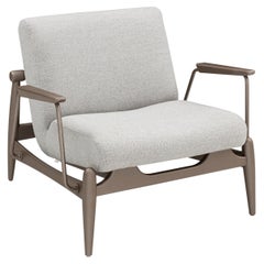 Fauteuil Win avec cadre en métal et tissu brun et assise en tissu