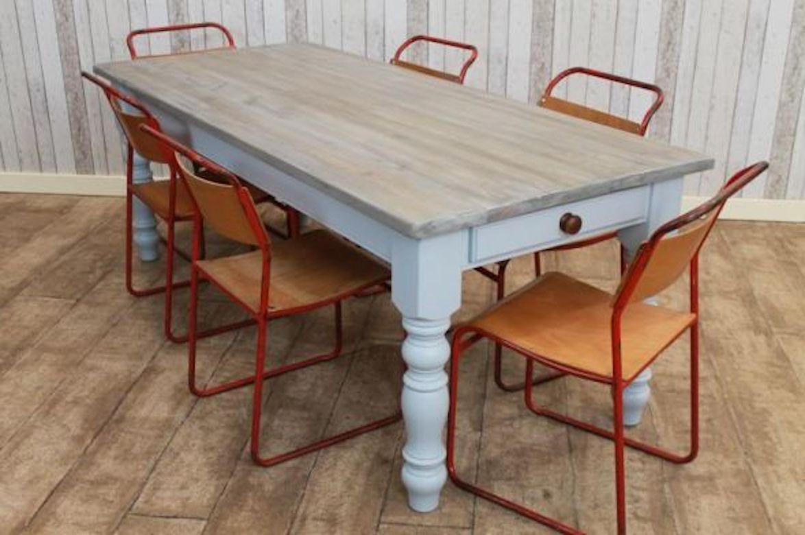 A fine Winchcombe bespoke painted base table, pine top, 20th century.

This painted base table is a fantastic addition to our large range of country style farmhouse tables. These superb-quality 'Cotswold’ farmhouse tables feature all of the