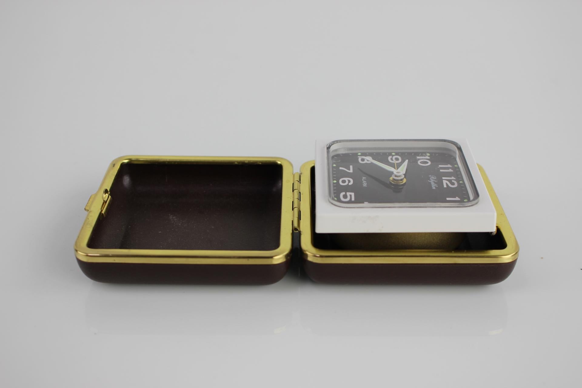 Winding Alarm Clock RHYTM, Czechoslovakia, 1960s For Sale 3