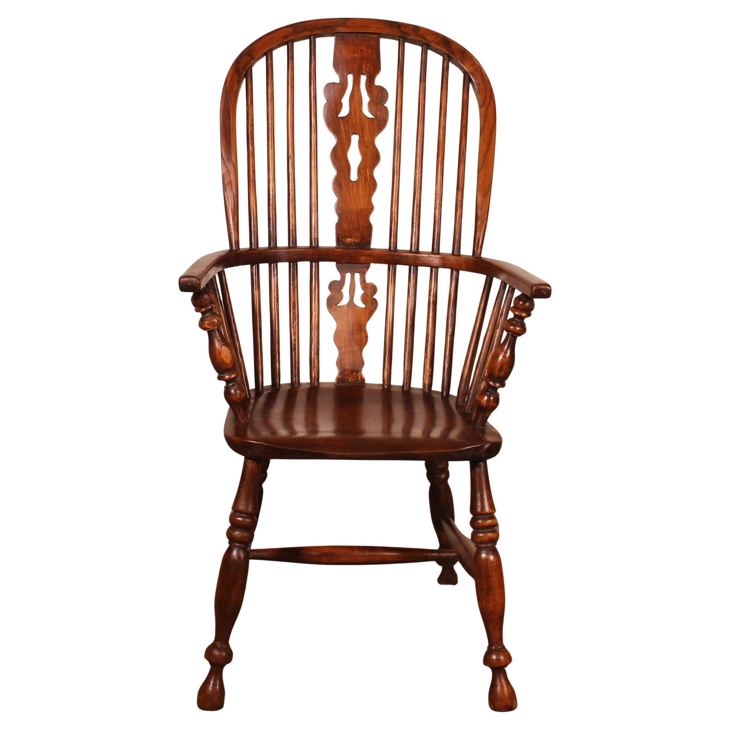Fauteuil Windsor en frêne et orme du début du 19e siècle
