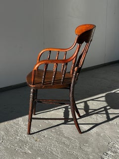 Windsor armchair in turned wood from the 19th  Century