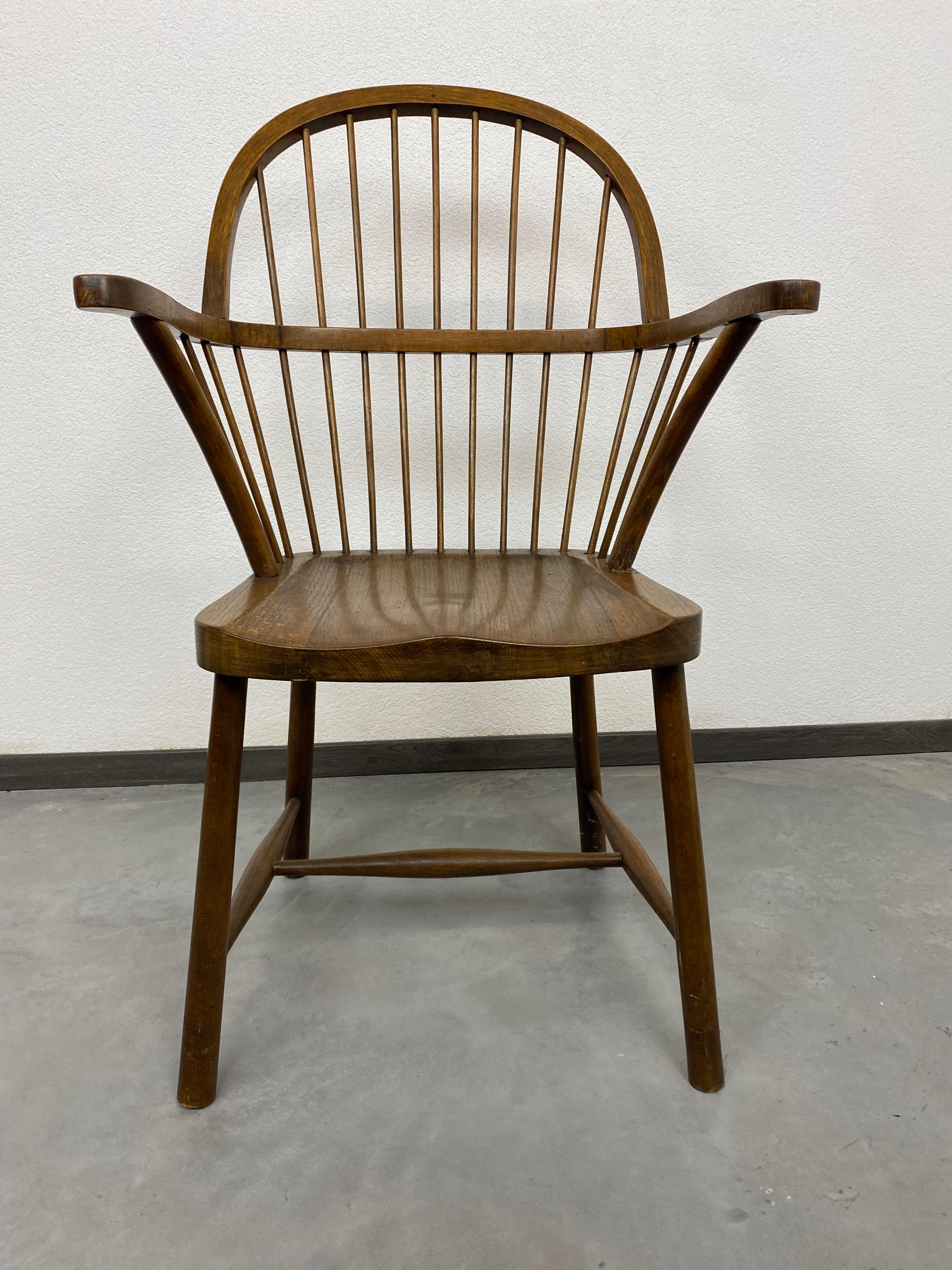 Wood Windsor Chair B952F by Adolf Loos for Thonet For Sale