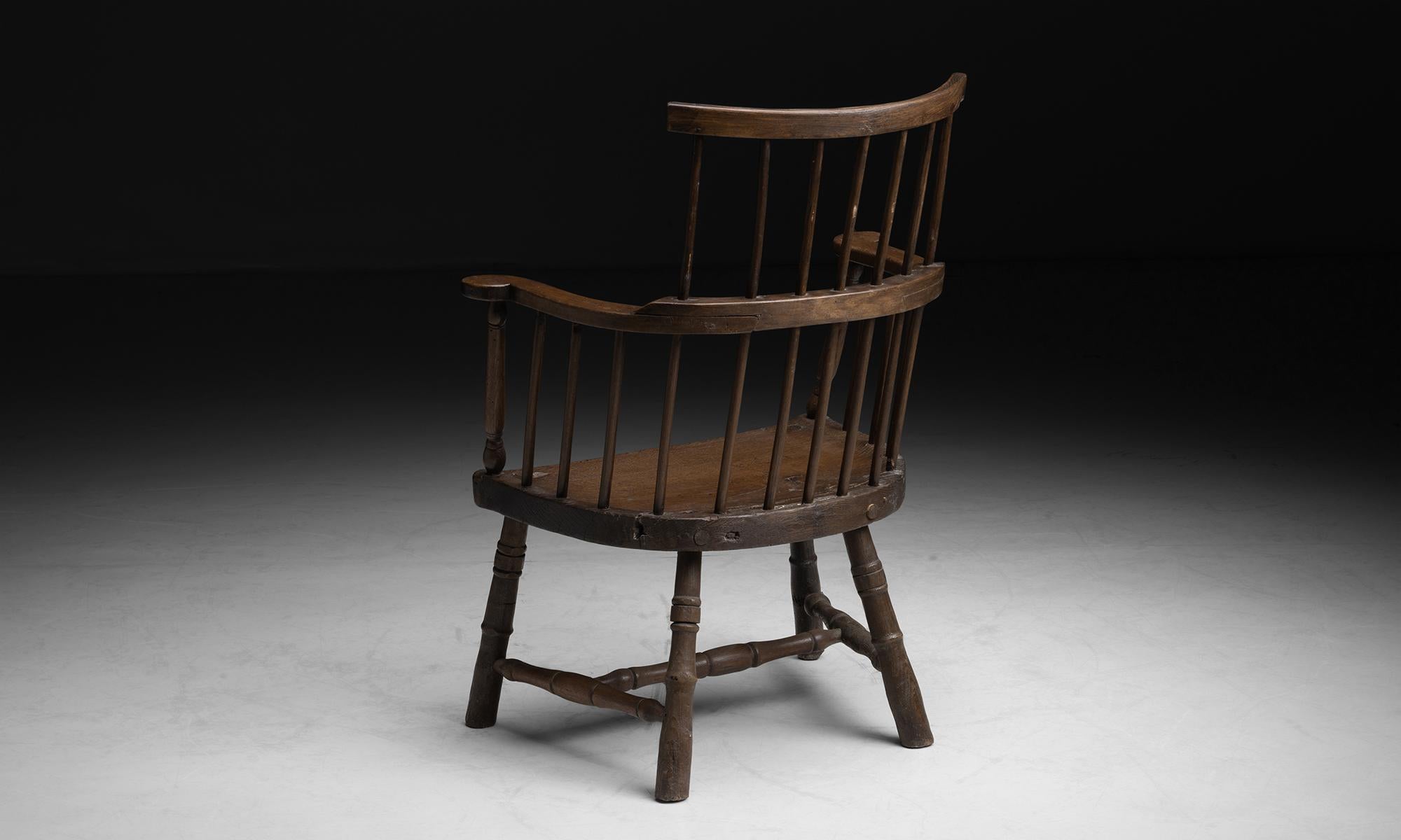 Windsor Chair, England, circa 1830 In Good Condition For Sale In Culver City, CA