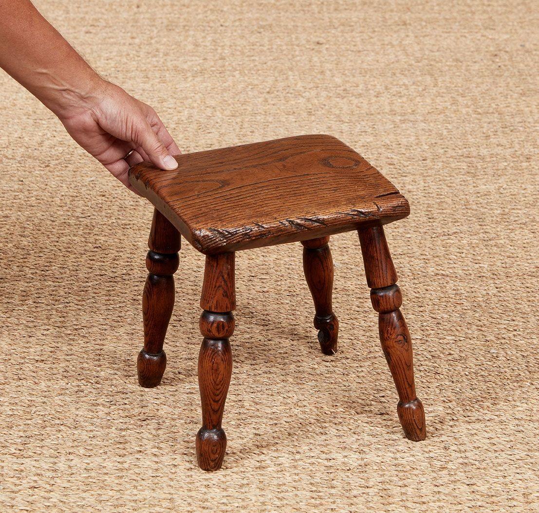 Anglais Tabouret de traite Windsor en vente