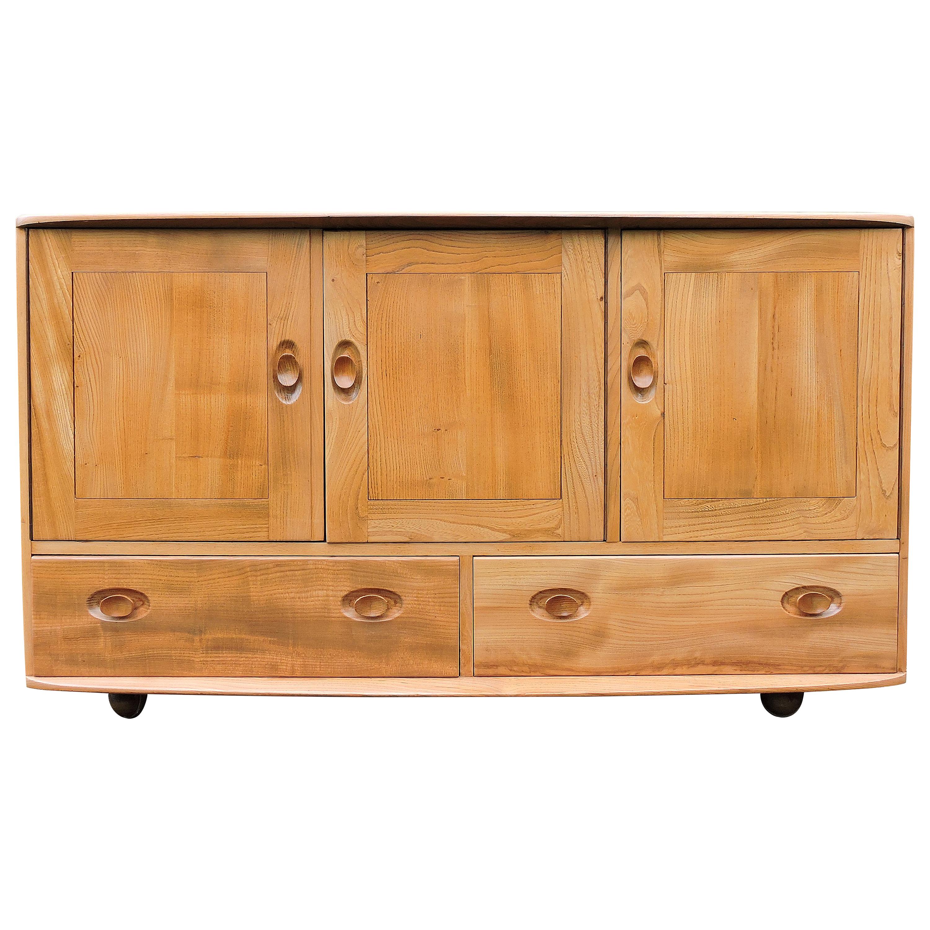 Windsor Model 468 Blonde Sideboard With Drawers by Ercol, 1960s For Sale