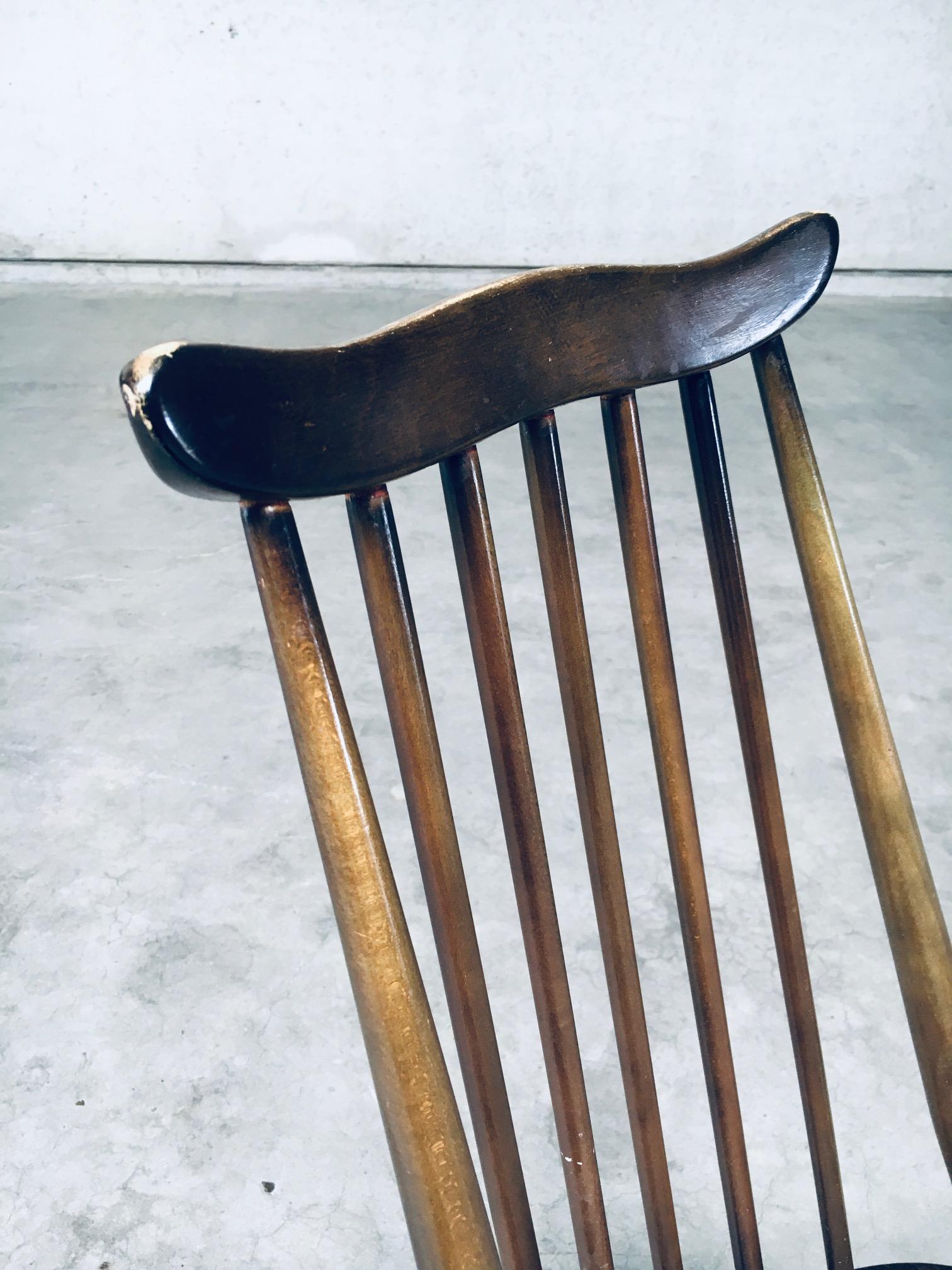 Ensemble de chaises de salle à manger Windsor « Moore » par Ercol, Angleterre, années 1970 9