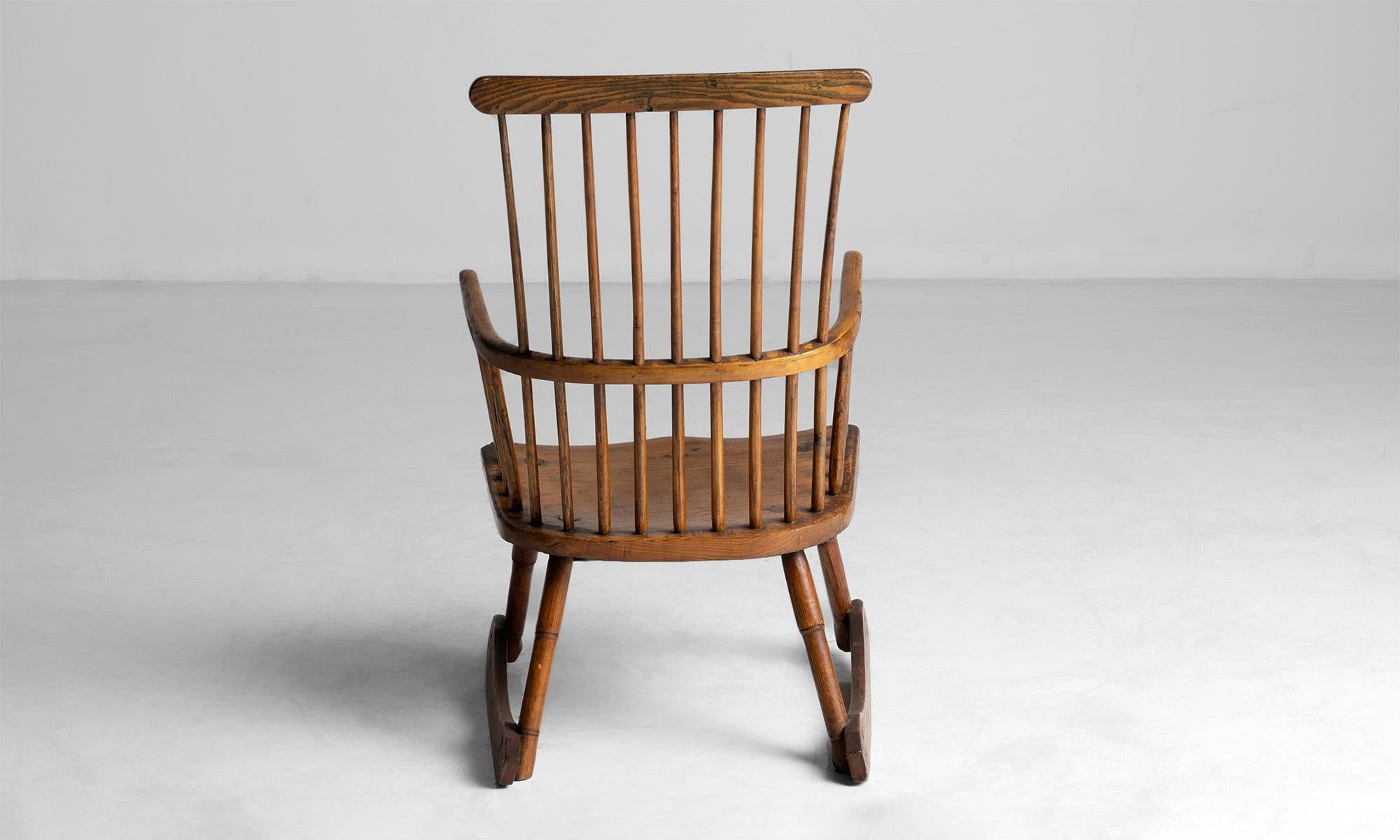 20th Century Windsor Rocking Chair, England, circa 1900 For Sale