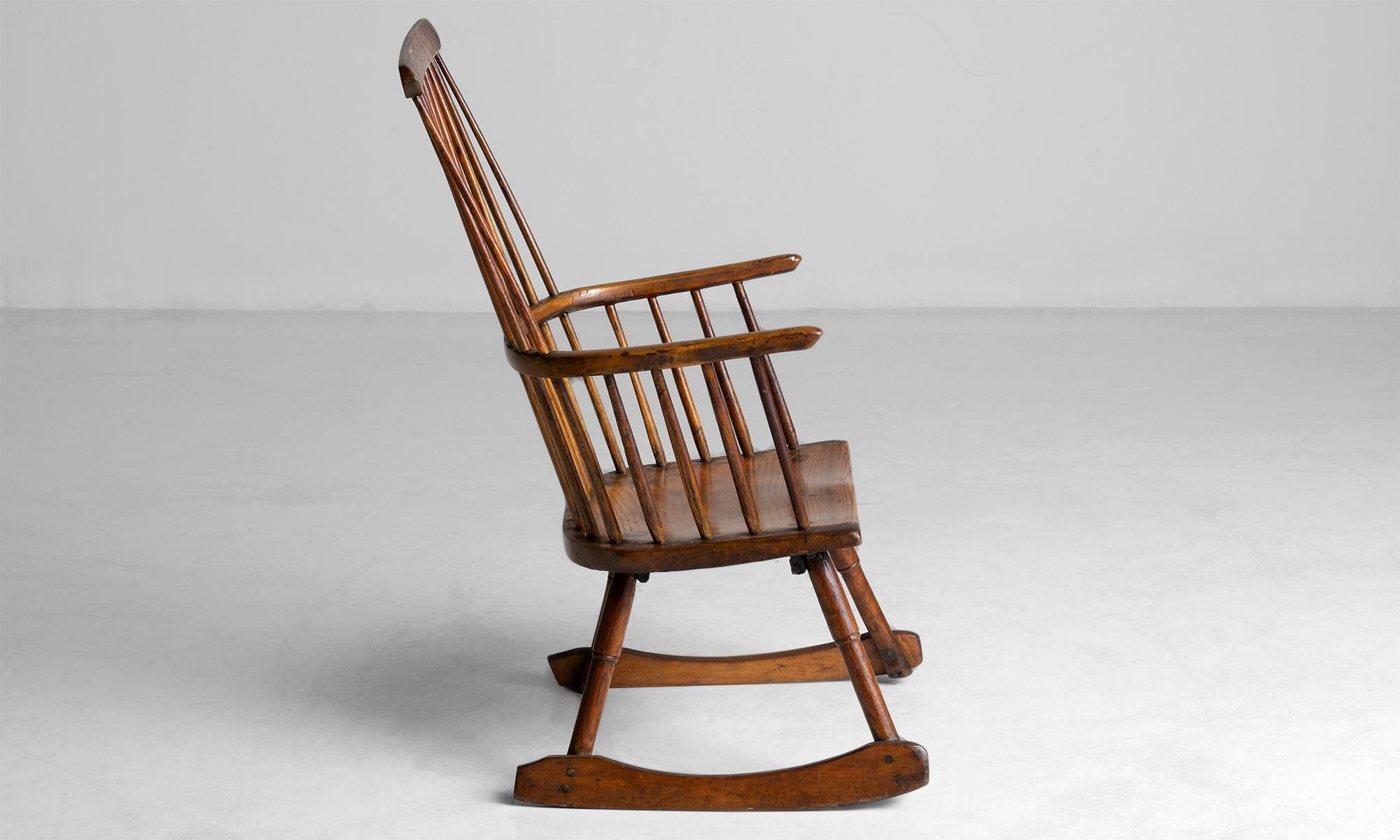 Wood Windsor Rocking Chair, England, circa 1900 For Sale