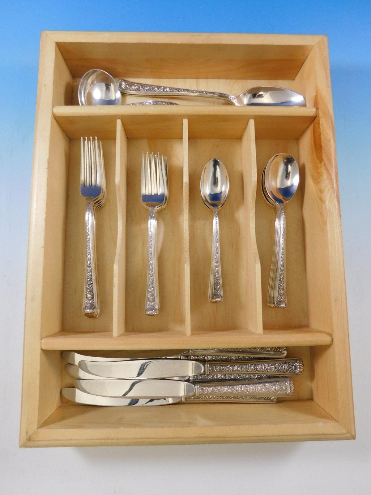 Windsor Rose by Watson sterling silver flatware set, 33 pieces. Great starter set! This set includes:

Six knives, 8 7/8