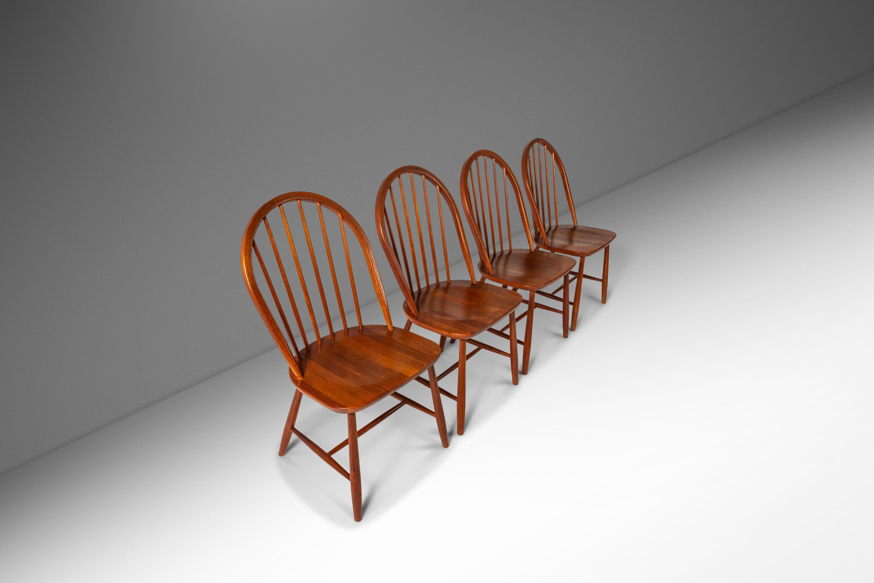 Windsor Style Dining Chairs by Erik Ole Jørgensen for Tarm Stole, c. 1960s For Sale 10