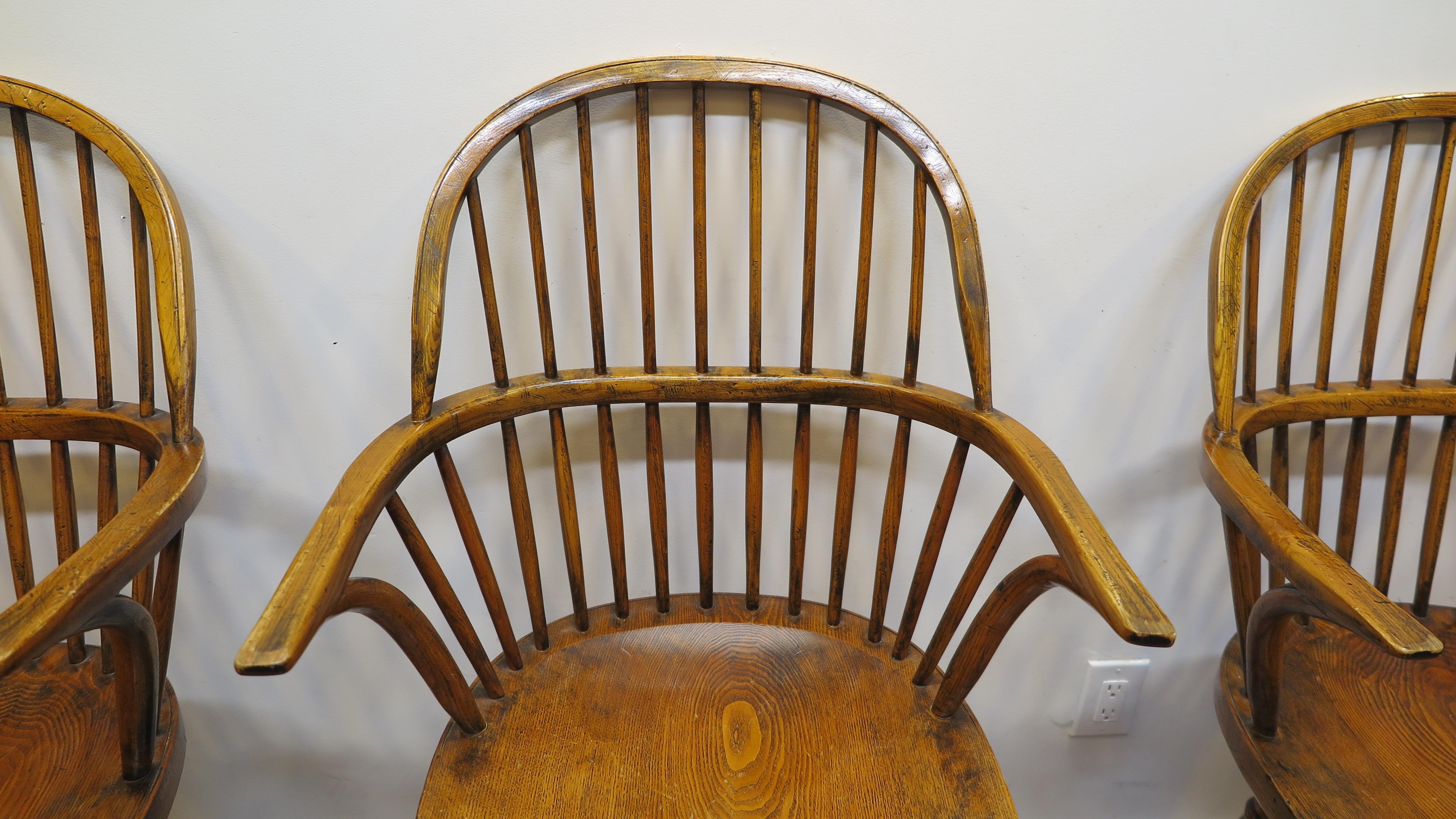 Windsor Swivel Arm Stools Bar Counter 4