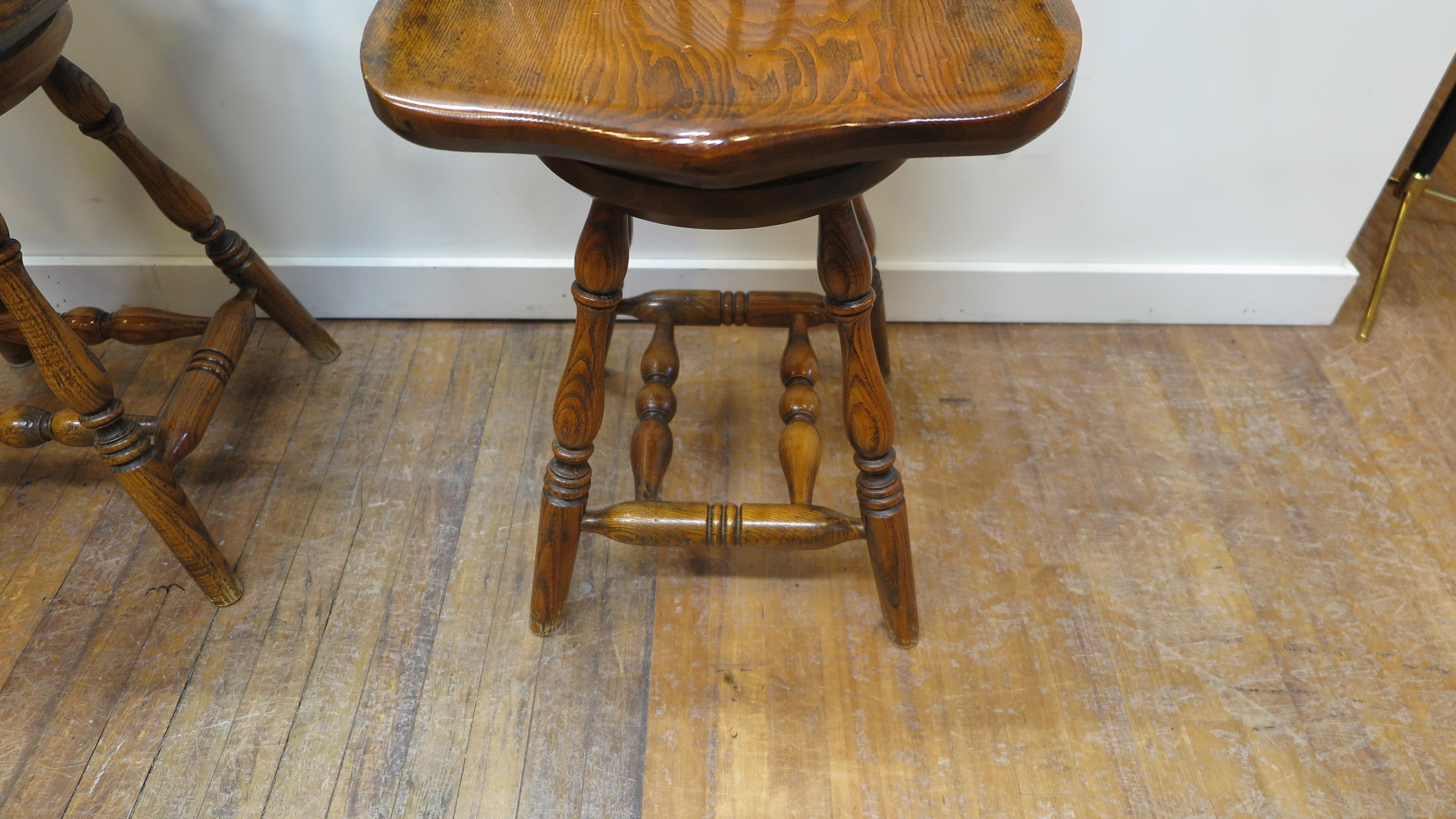 Windsor Swivel Arm Stools Bar Counter 6