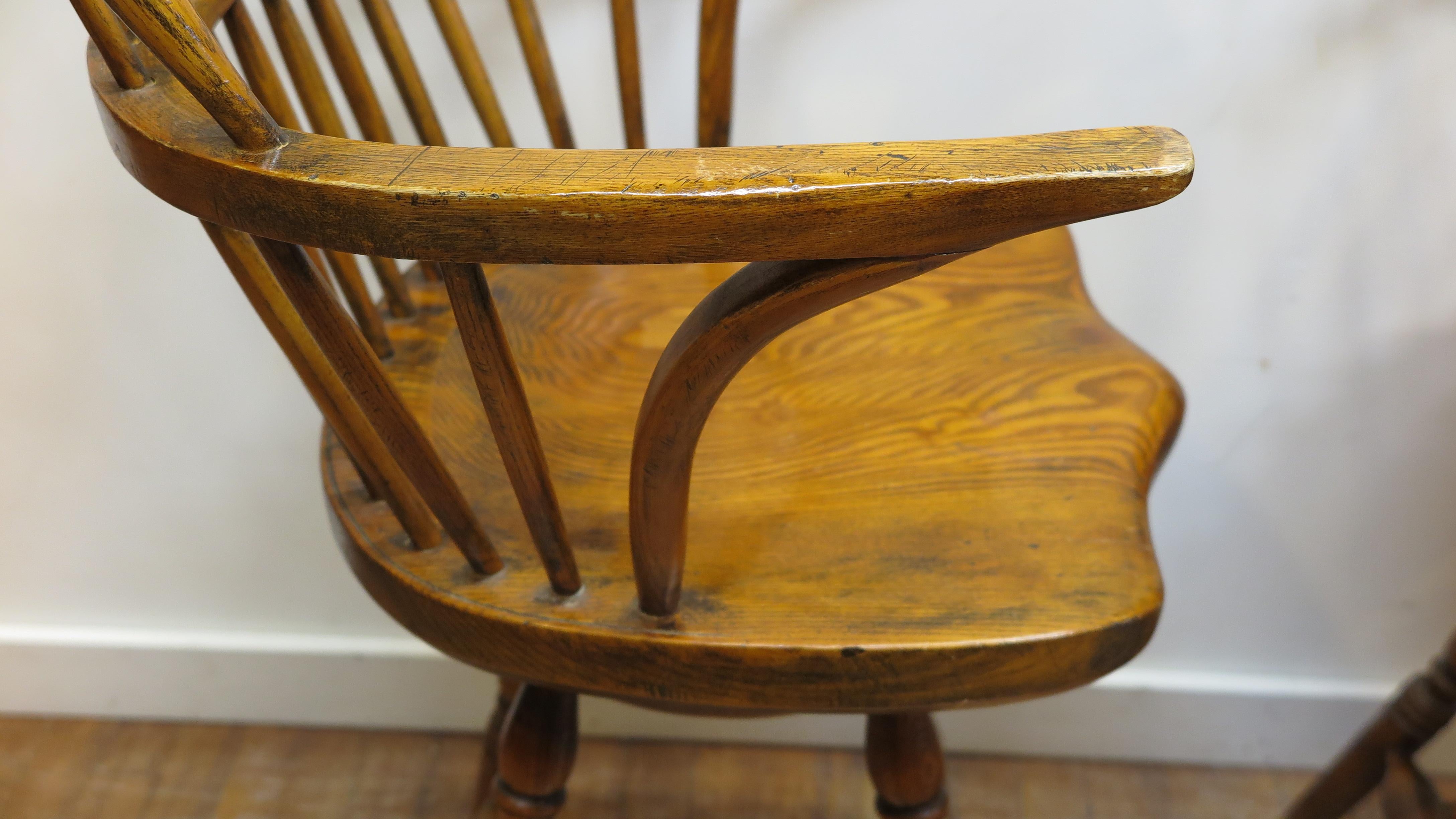 Country Windsor Swivel Arm Stools Bar Counter
