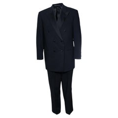Windsor, tuxedo suit in black