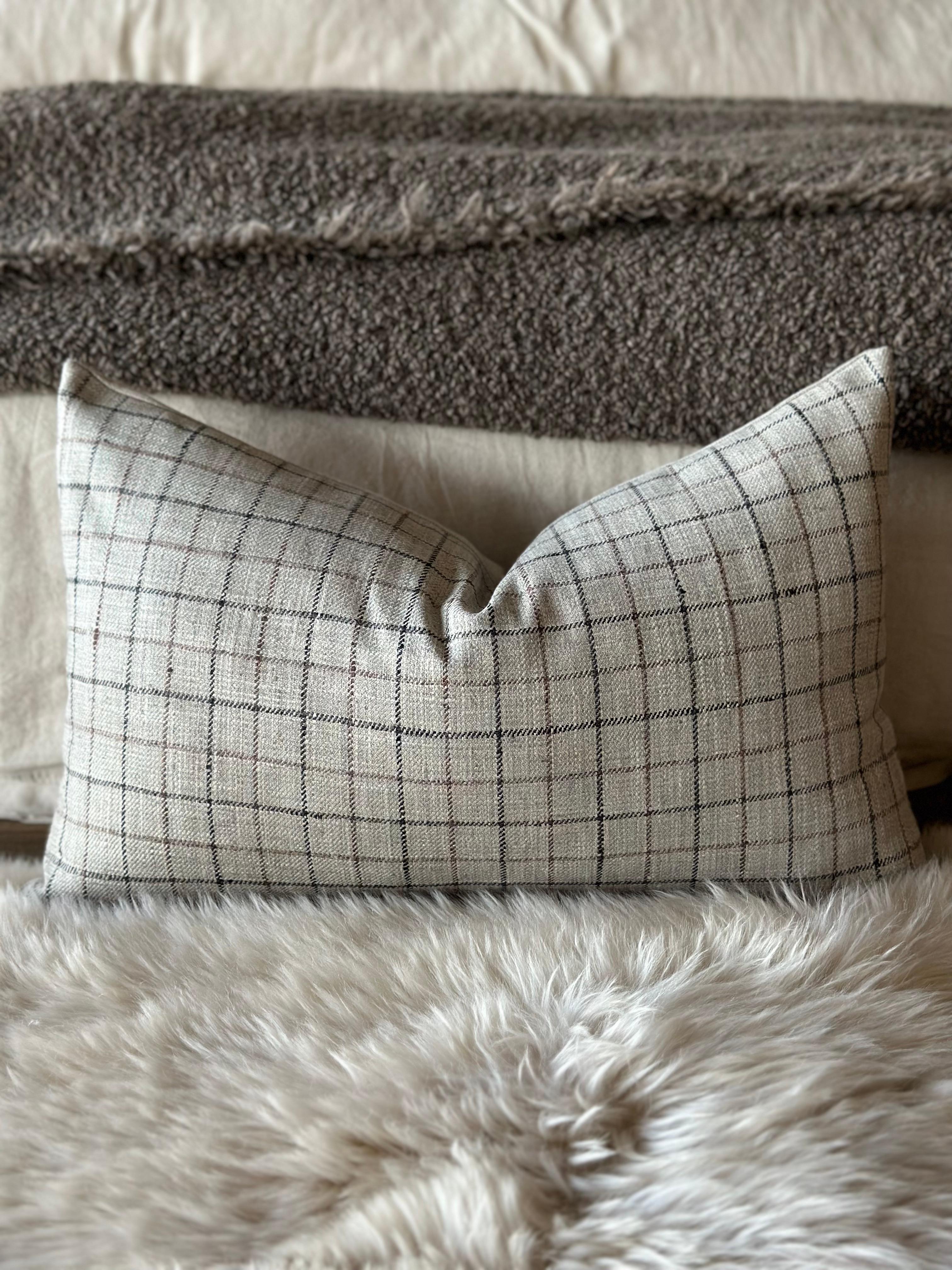 Windsor Windowpane Linen Lumbar Pillow with Down Feather Insert In New Condition For Sale In Brea, CA