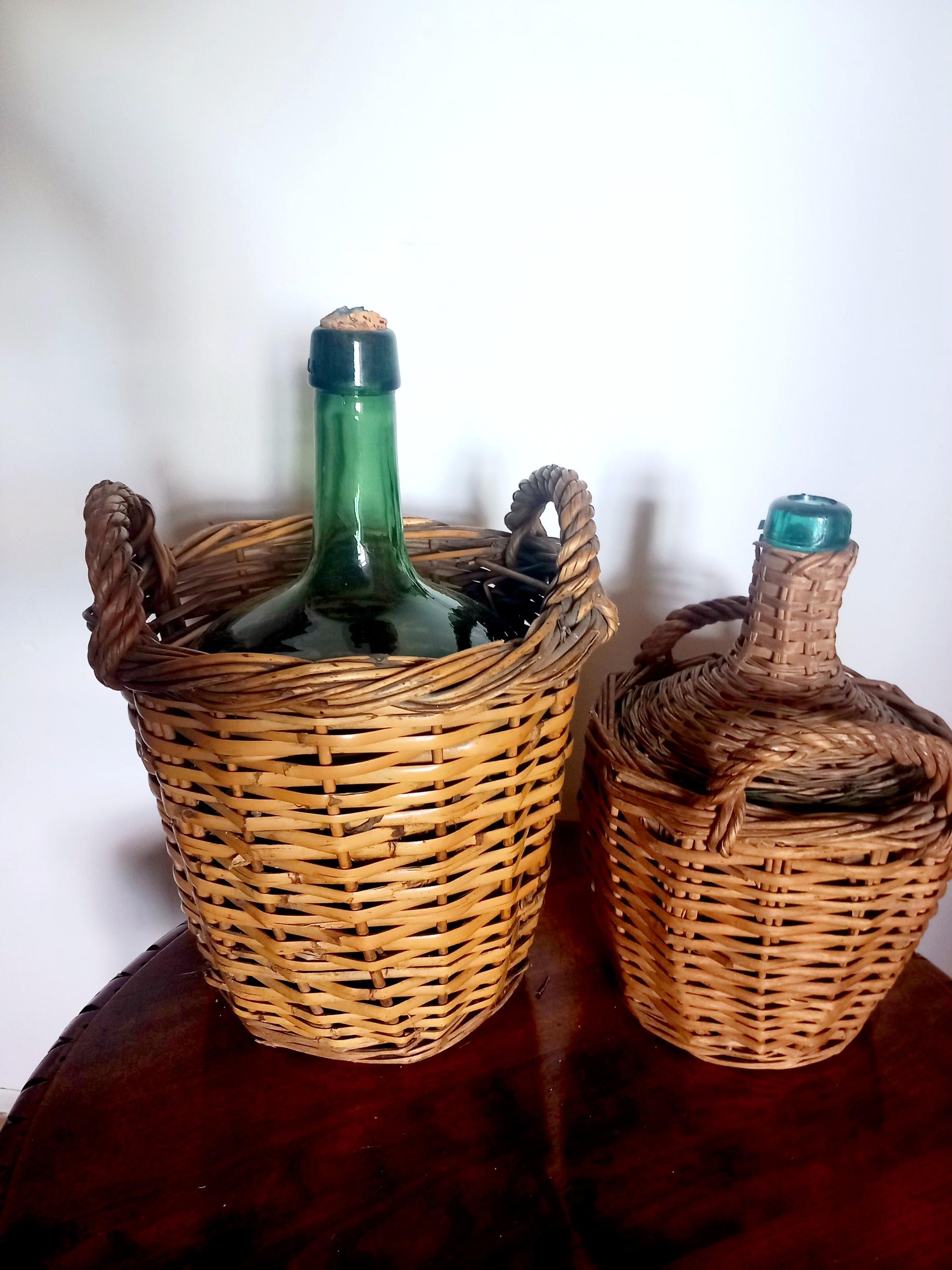  Wine Bottle Coolers Glass Wicker Spain Early 20th Century In Good Condition For Sale In Mombuey, Zamora