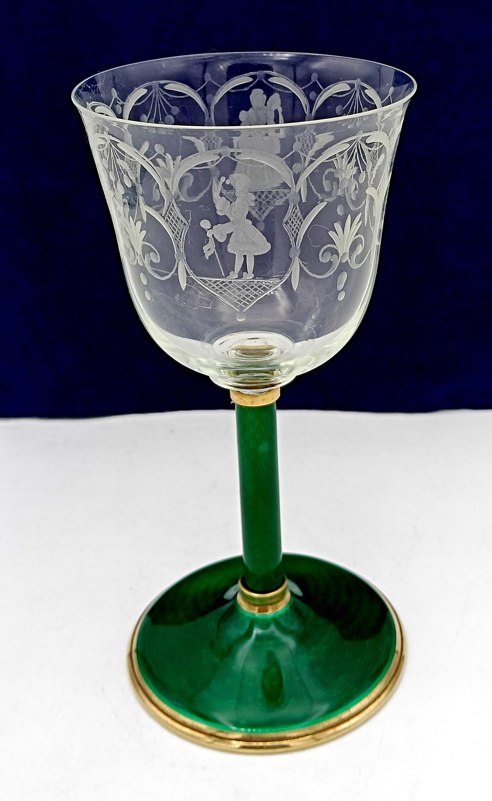 Calice à vin en argent sterling avec émail vert Salimbeni Excellent état - En vente à Firenze, FI