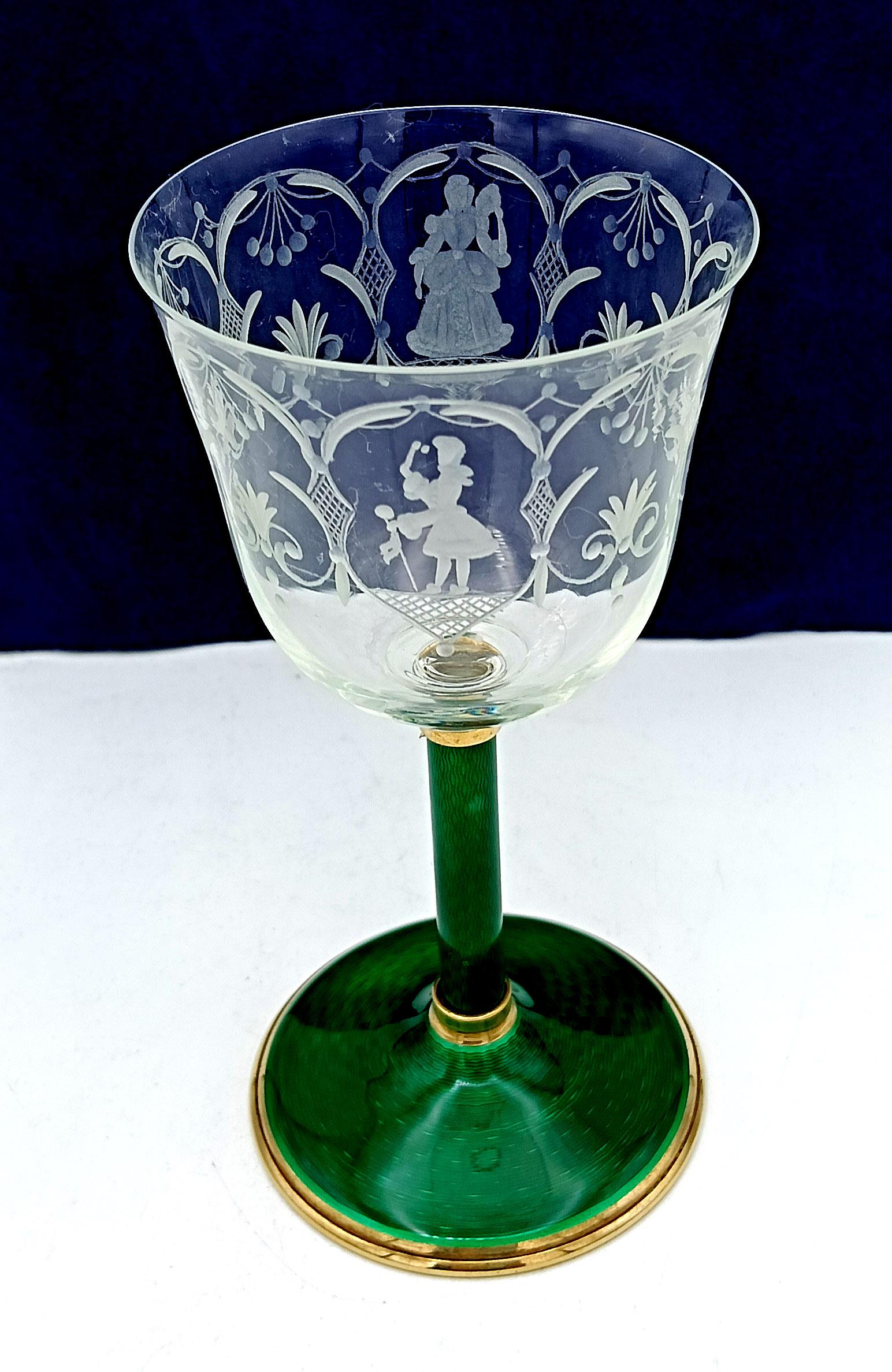 Mid-20th Century Calice à vin en argent sterling avec émail vert Salimbeni en vente