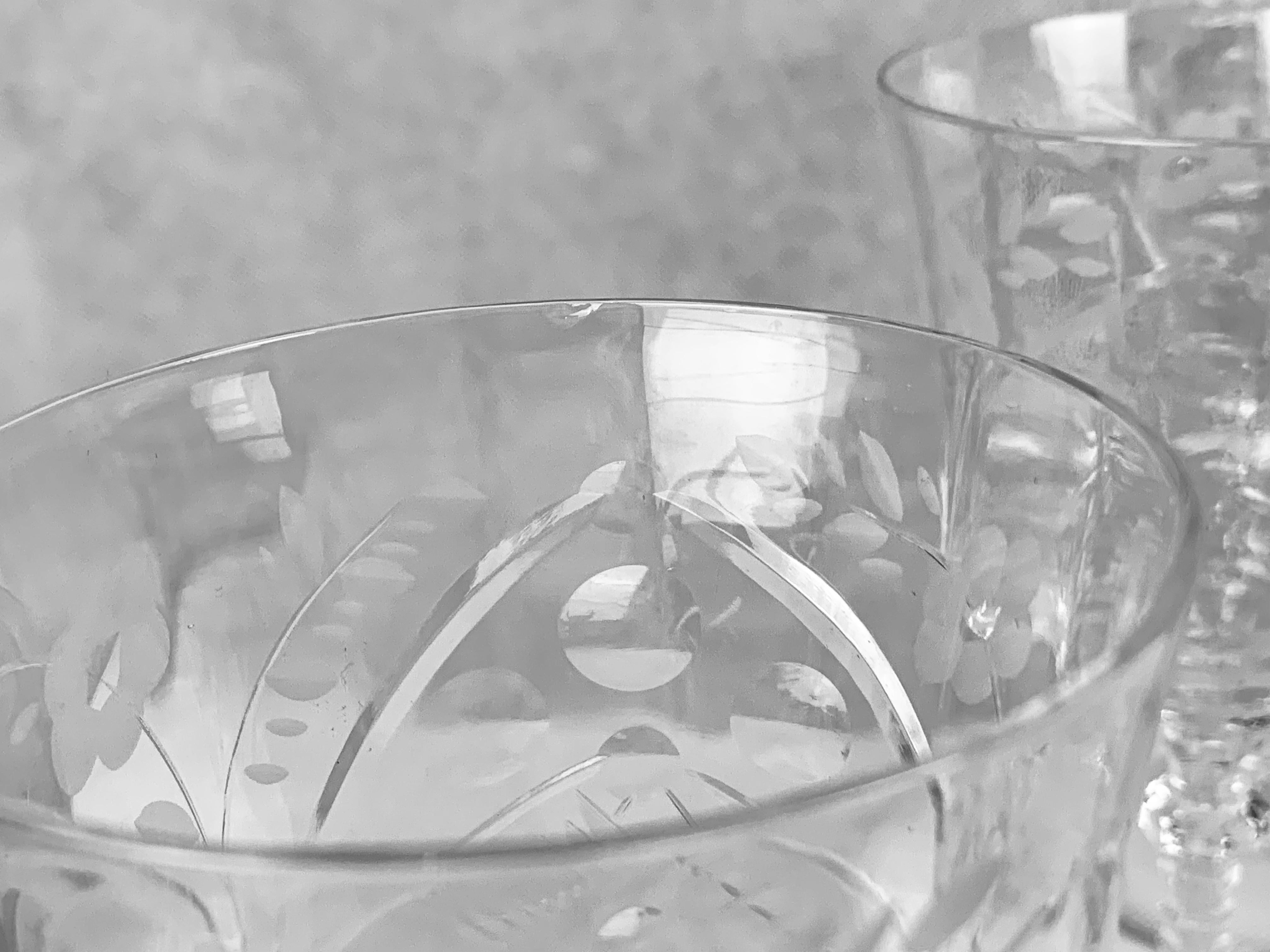 Weingläser von Rock Sharpe mit „Burleigh“-Muster, Sechser-Set (Glas) im Angebot