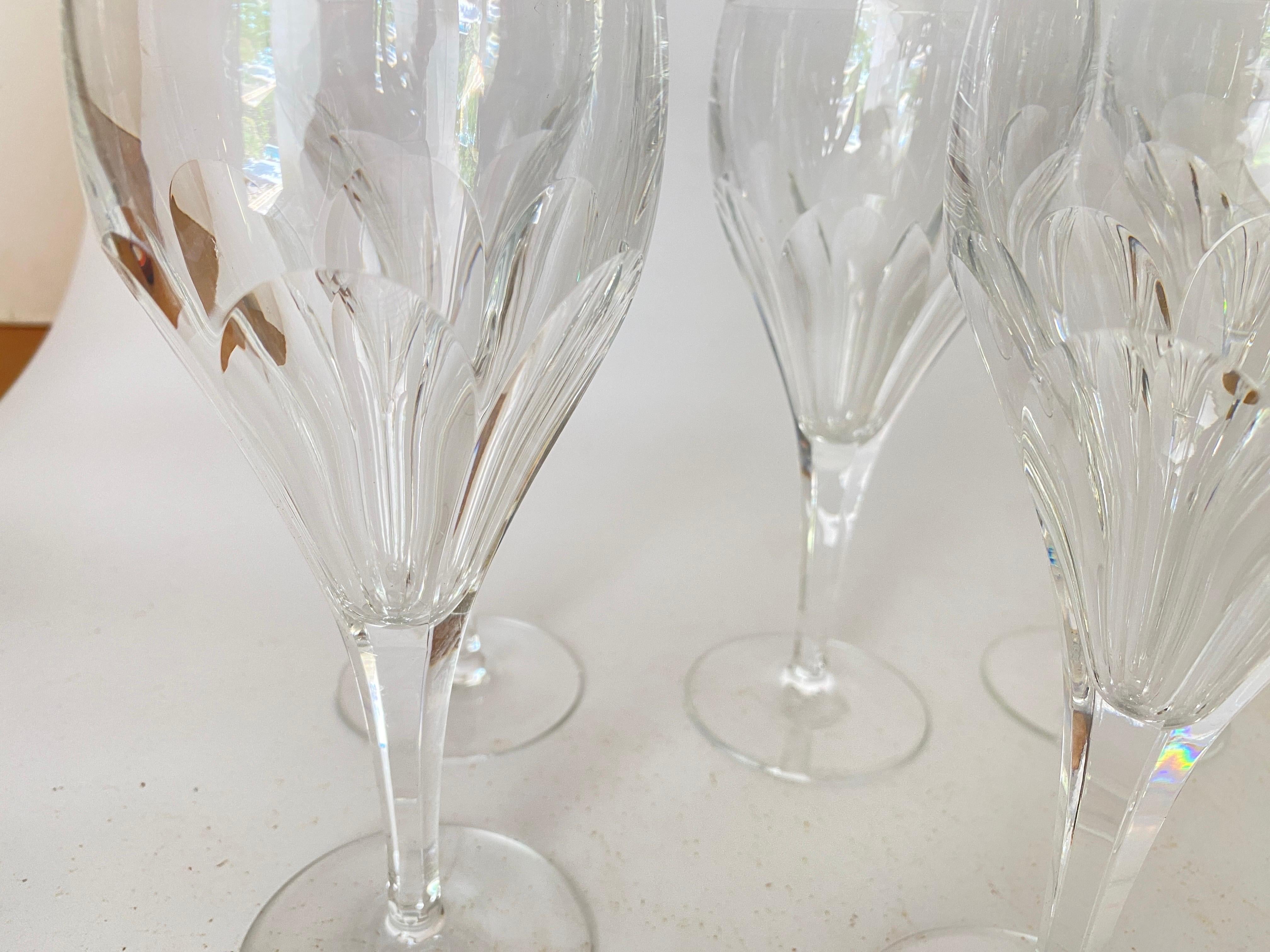Mid-20th Century Wine Glasses in Crystal in transparent Color France circa 1940 Set of 8 For Sale