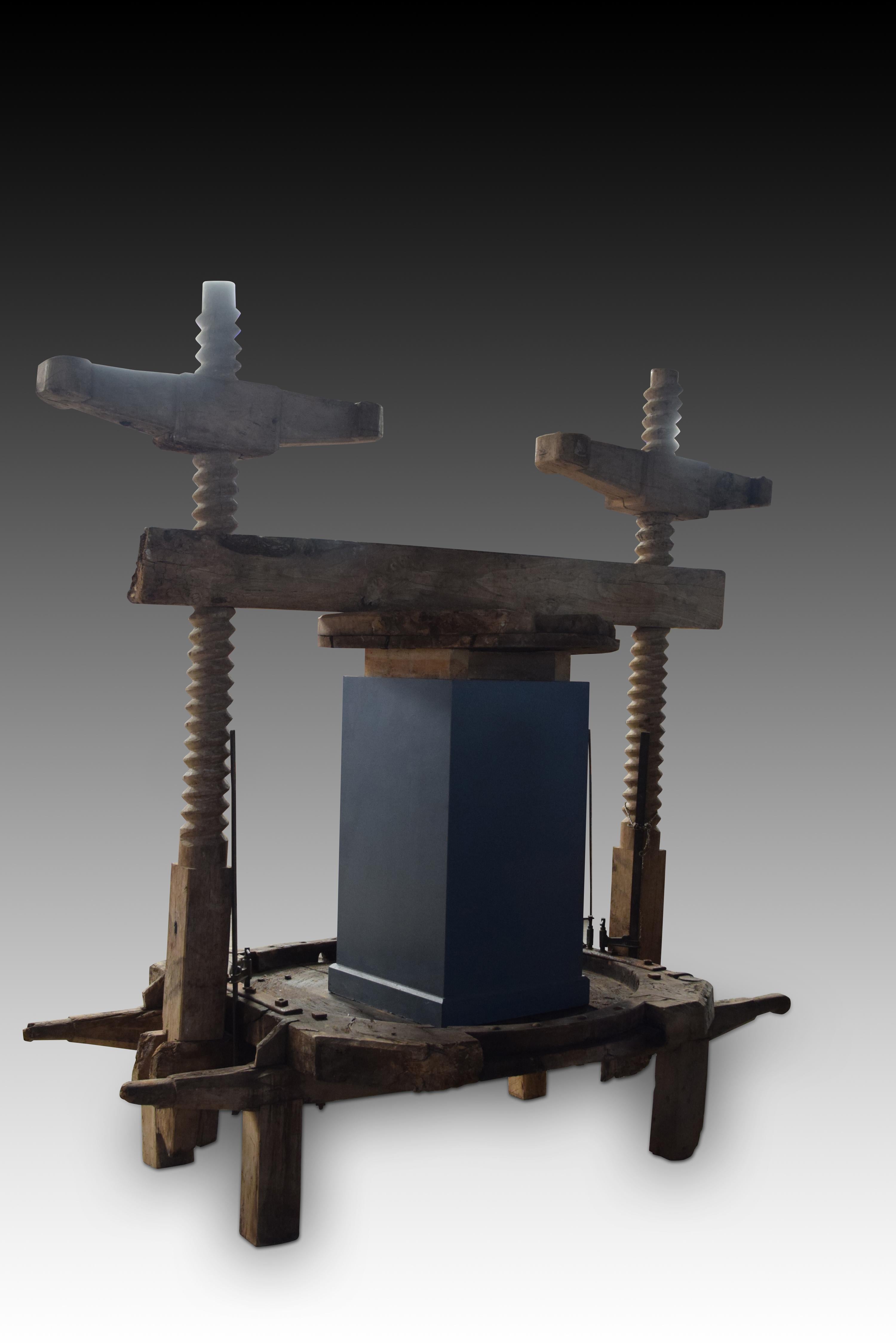 Wine Press, Wood, Metal, Spain, Around 1800 For Sale 2