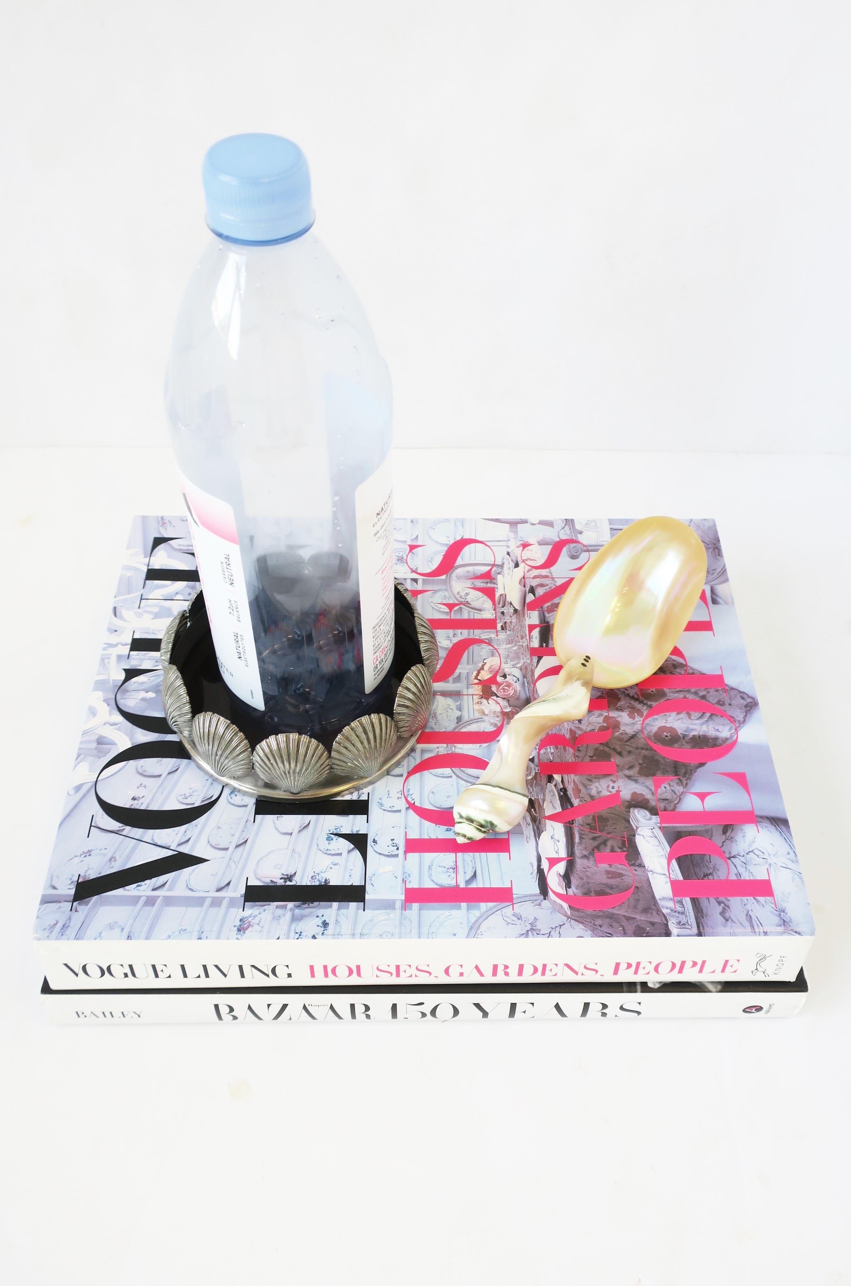 Metal Scallop Seashell Table Coaster for Wine Spirits or Water Bottle 