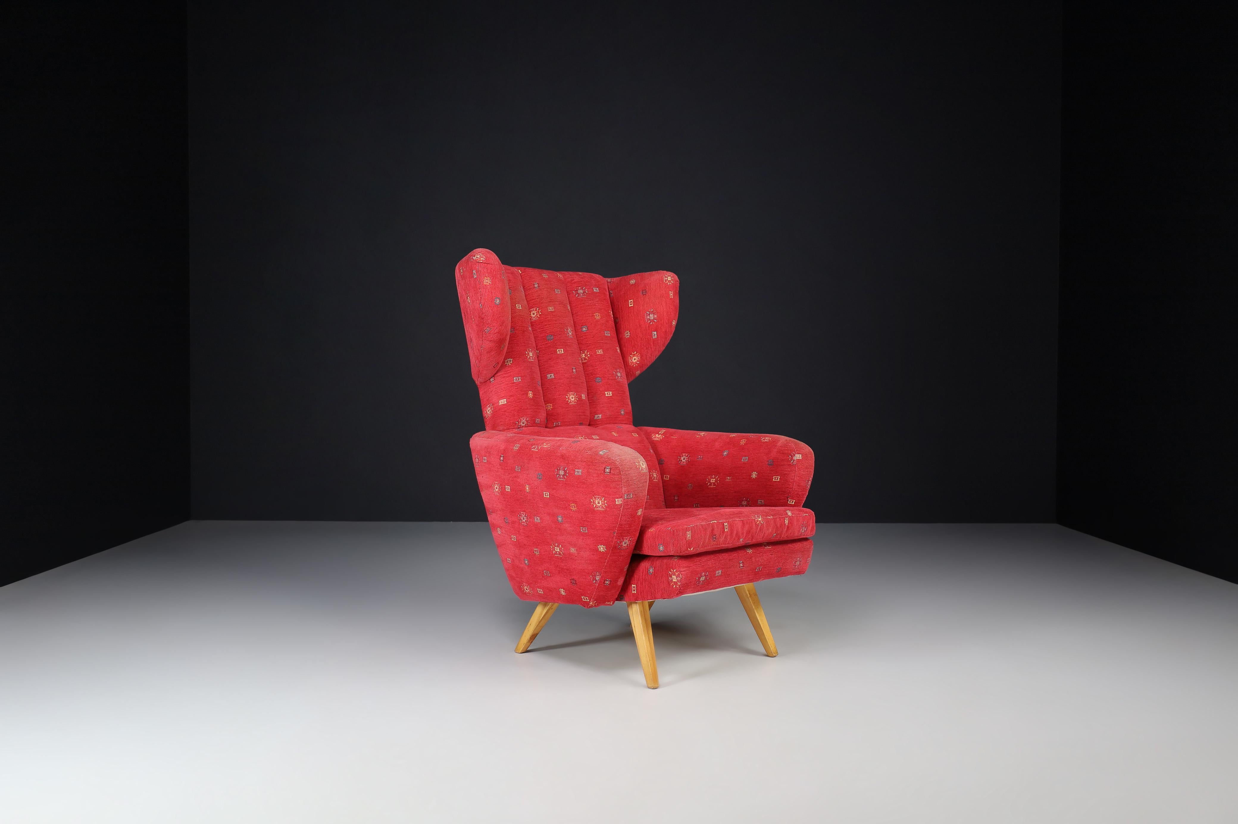 Wing Back Lounge Chair in Red Upholstery, Praque 1950s   For Sale 3