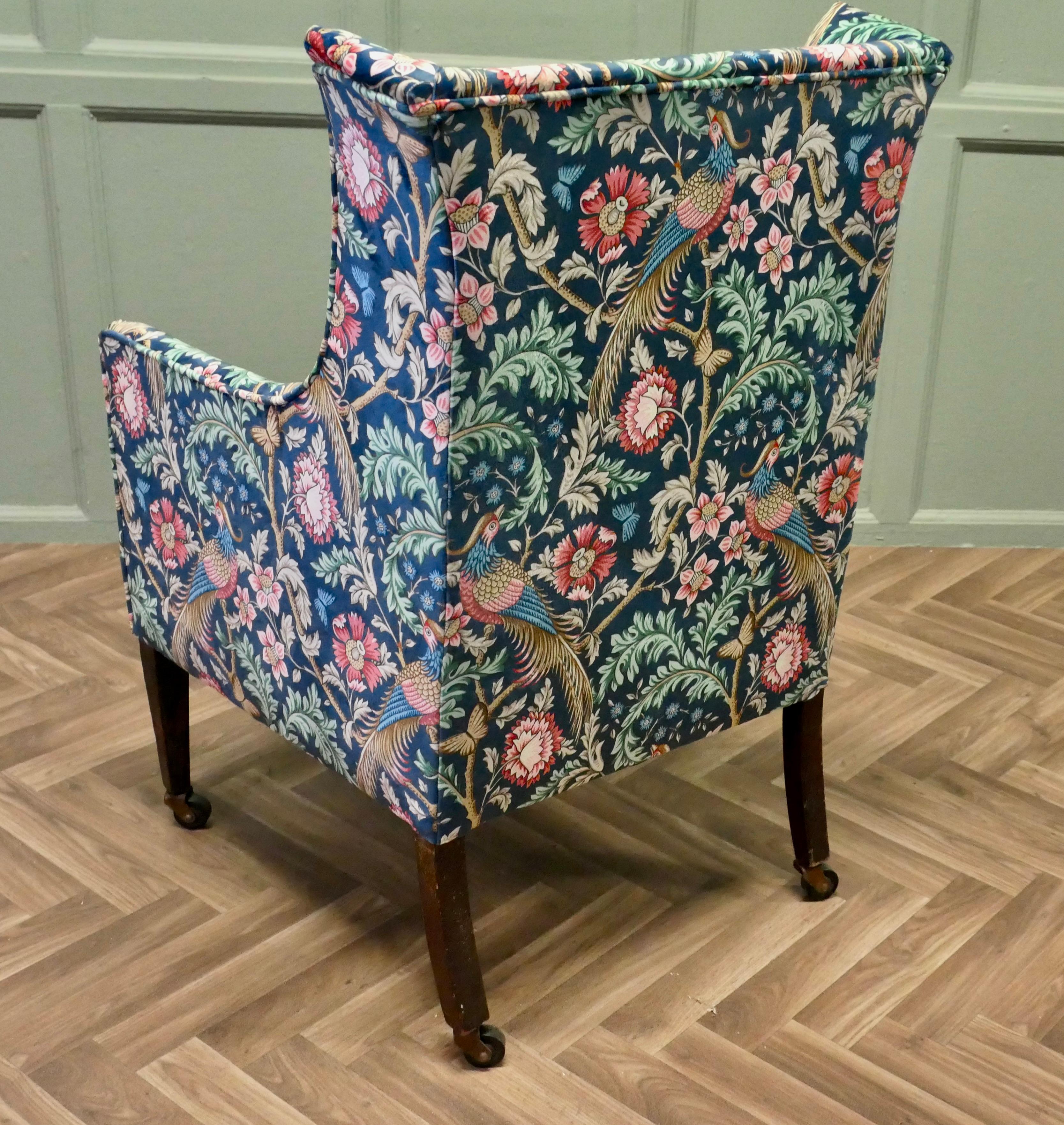 Silla auxiliar con respaldo de ala   Es una silla muy bonita en Bueno estado para la venta en Godshill, Isle of Wight