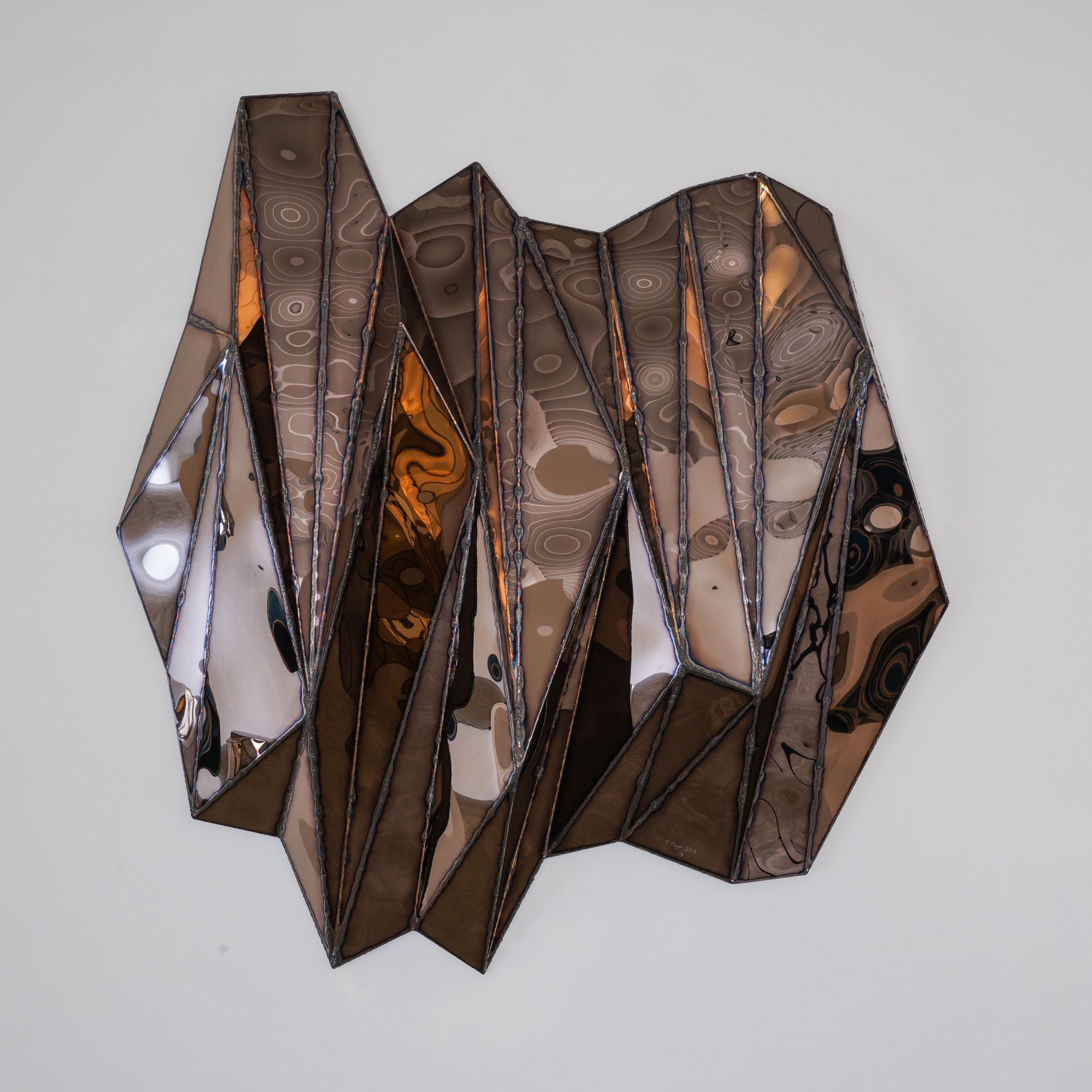 Wing Bronze Wandstück aus geschweißtem, spiegelpoliertem Edelstahl von Julian Mayor (Postmoderne) im Angebot