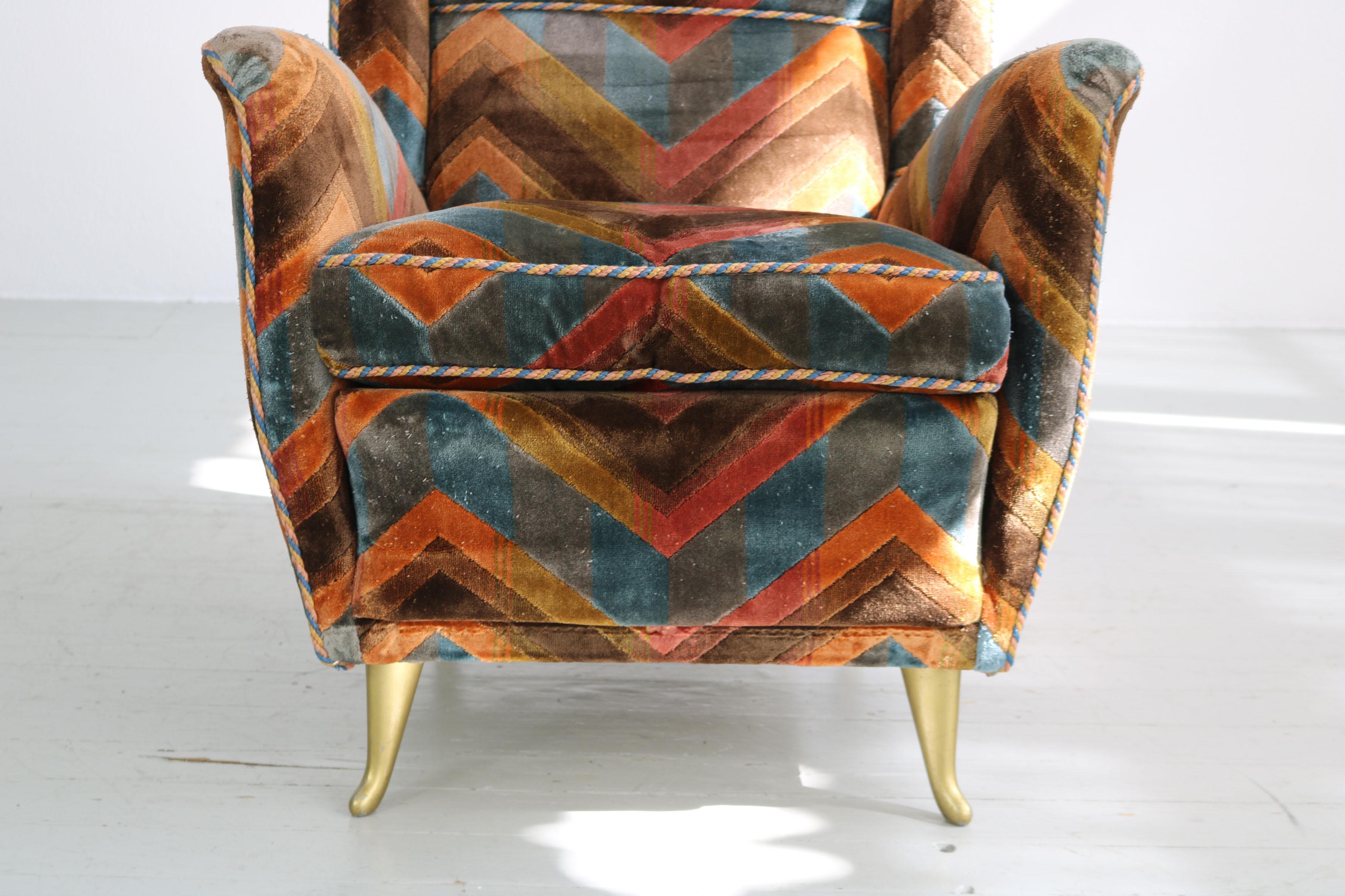 Wing Chair, Design and Manufacturer I. S. A. Bergamo, Italy, 1950s For Sale 3