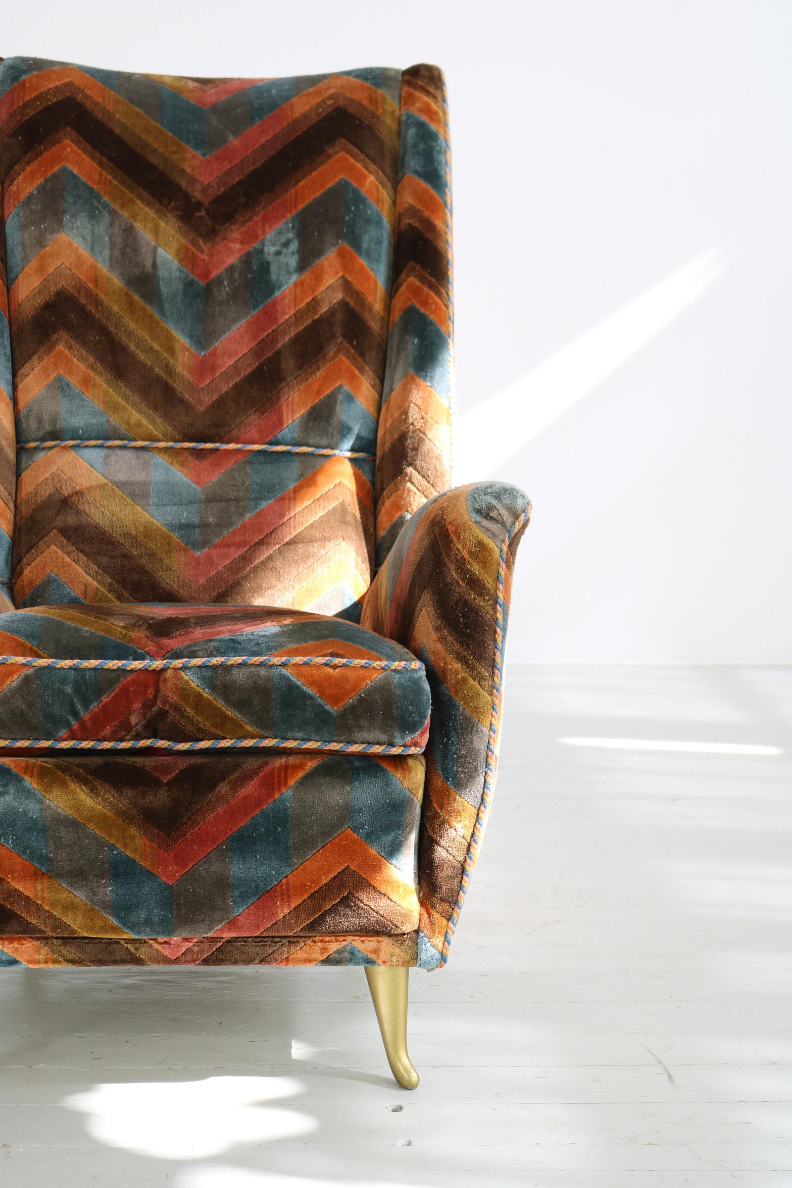 Wing Chair, Design and Manufacturer I. S. A. Bergamo, Italy, 1950s For Sale 7