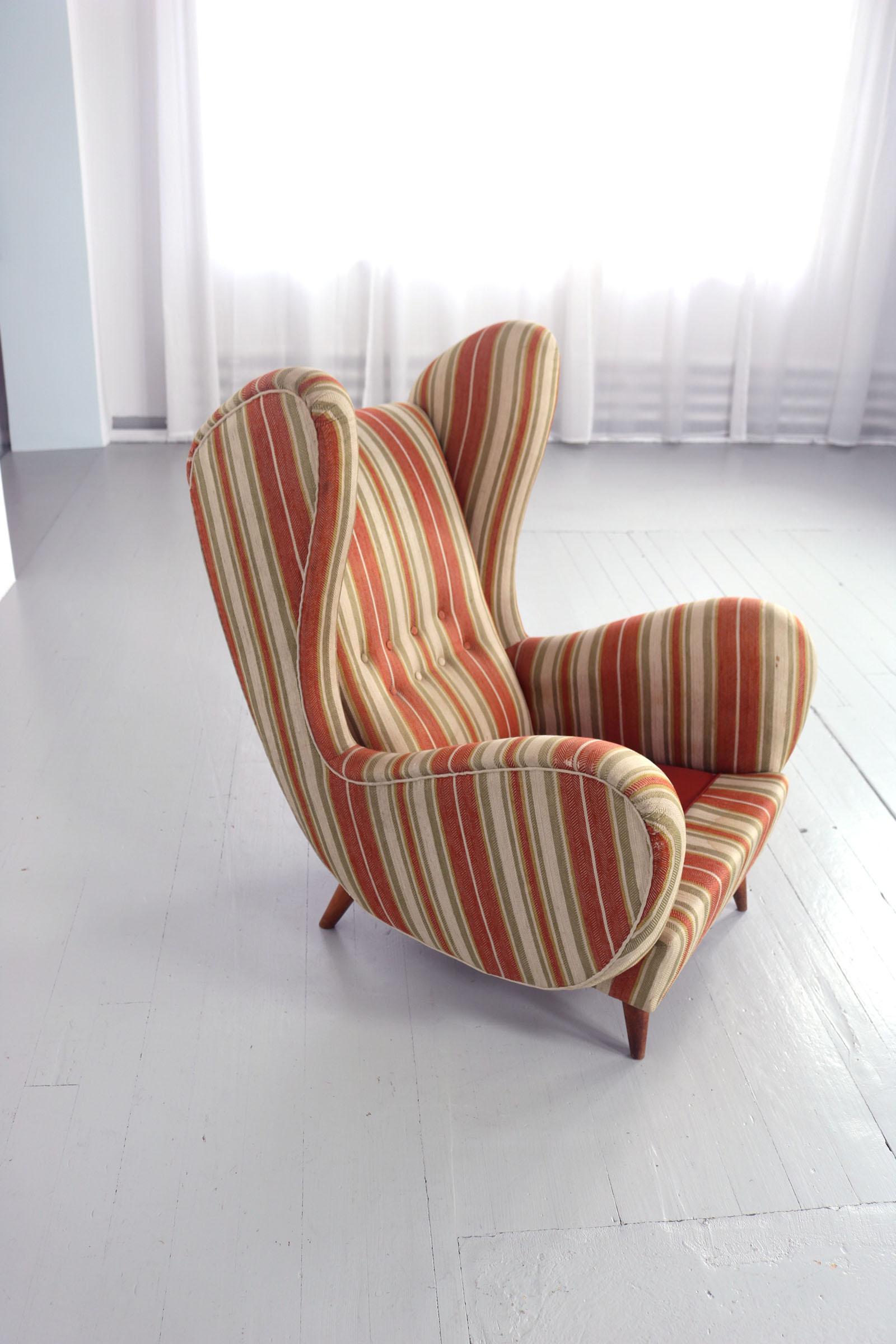 Wing Chair, Italy, 1940s 8