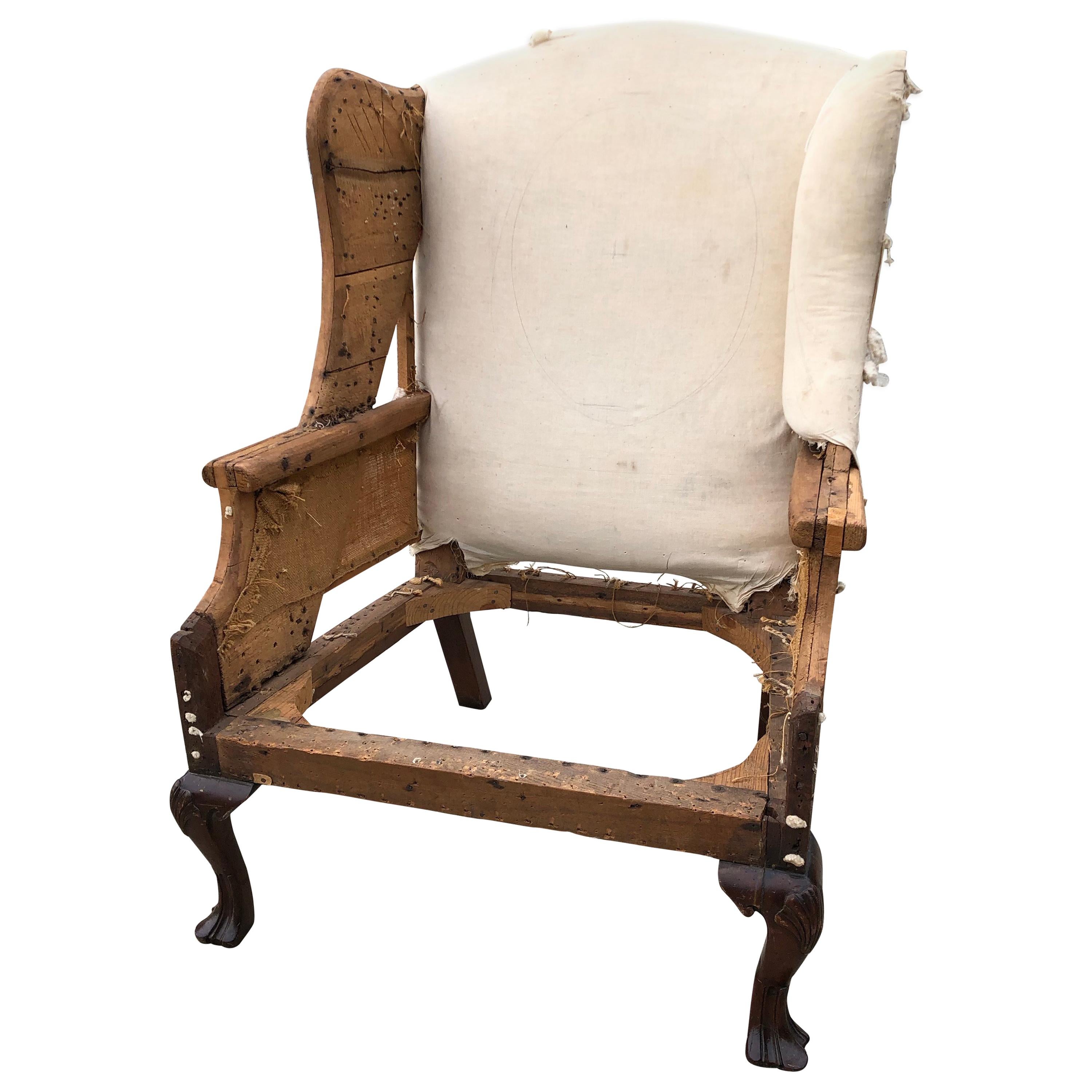 Wing Chair Queen Ann Philadelphia Trifid Feet Carved Shell Knees, circa 1770 For Sale