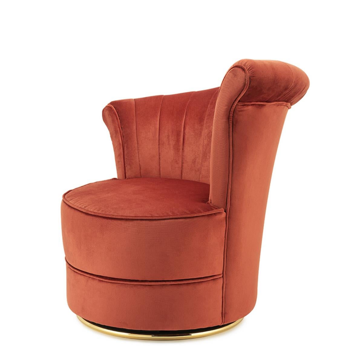 Armchair wing Coralorange with structure in solid
wood cover with coral-orange velvet fabric. With gold finish
round base frame.