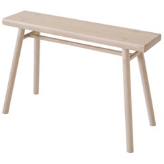 Wing Stand par Sun at Six:: Nude : Tabouret / Banc / Table d'appoint minimaliste en bois