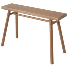 Ohrensessel von Sun at Six, Siena Minimalistischer Hocker oder Beistelltisch aus Holz