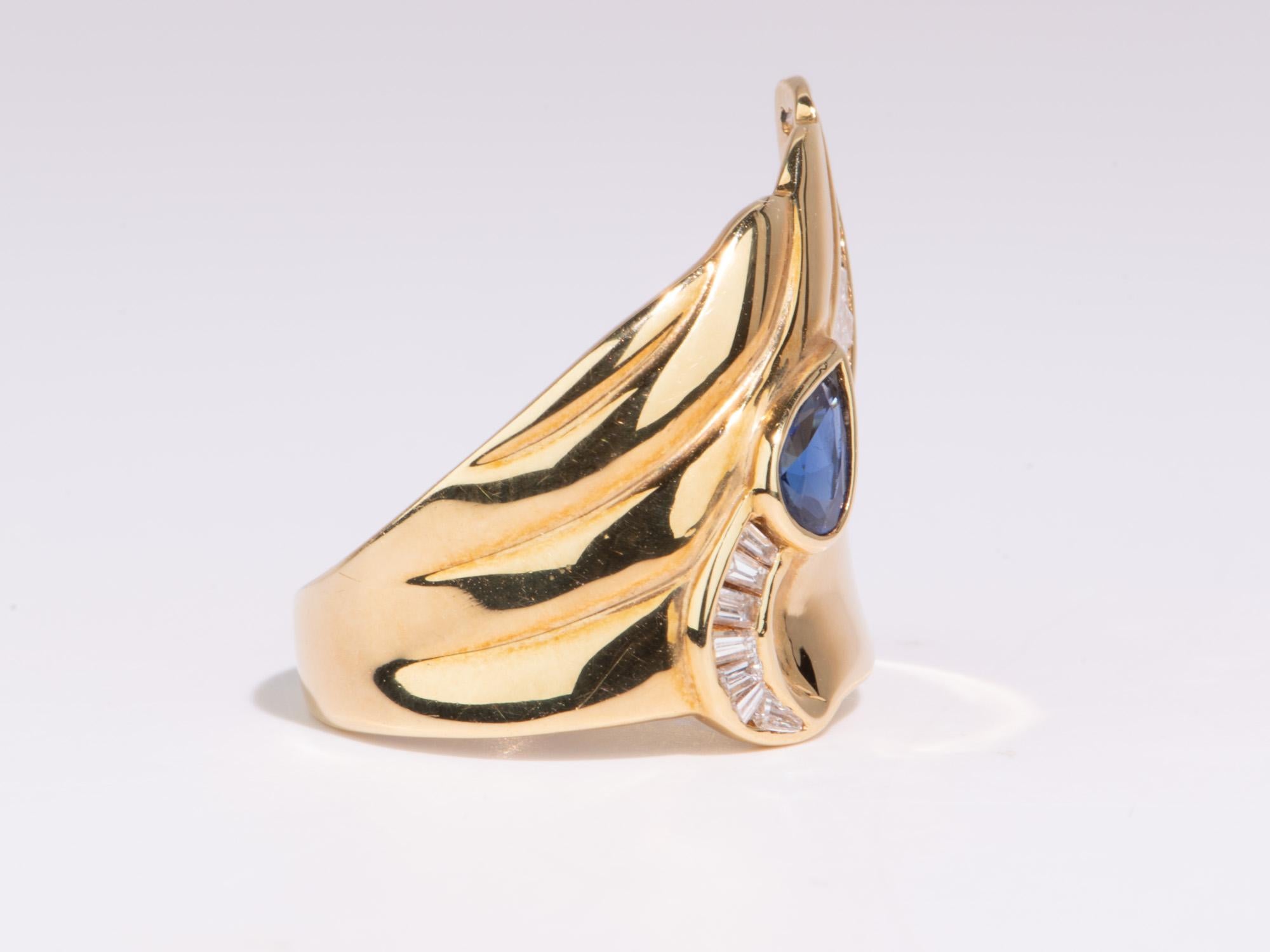 Women's or Men's Wing Tip Ring with Blue Sapphire 18K Gold 10.7g V1123 For Sale