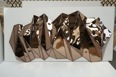 Wing Wide Wall Piece in acciaio inox saldato e lucidato a specchio di Julian Mayor