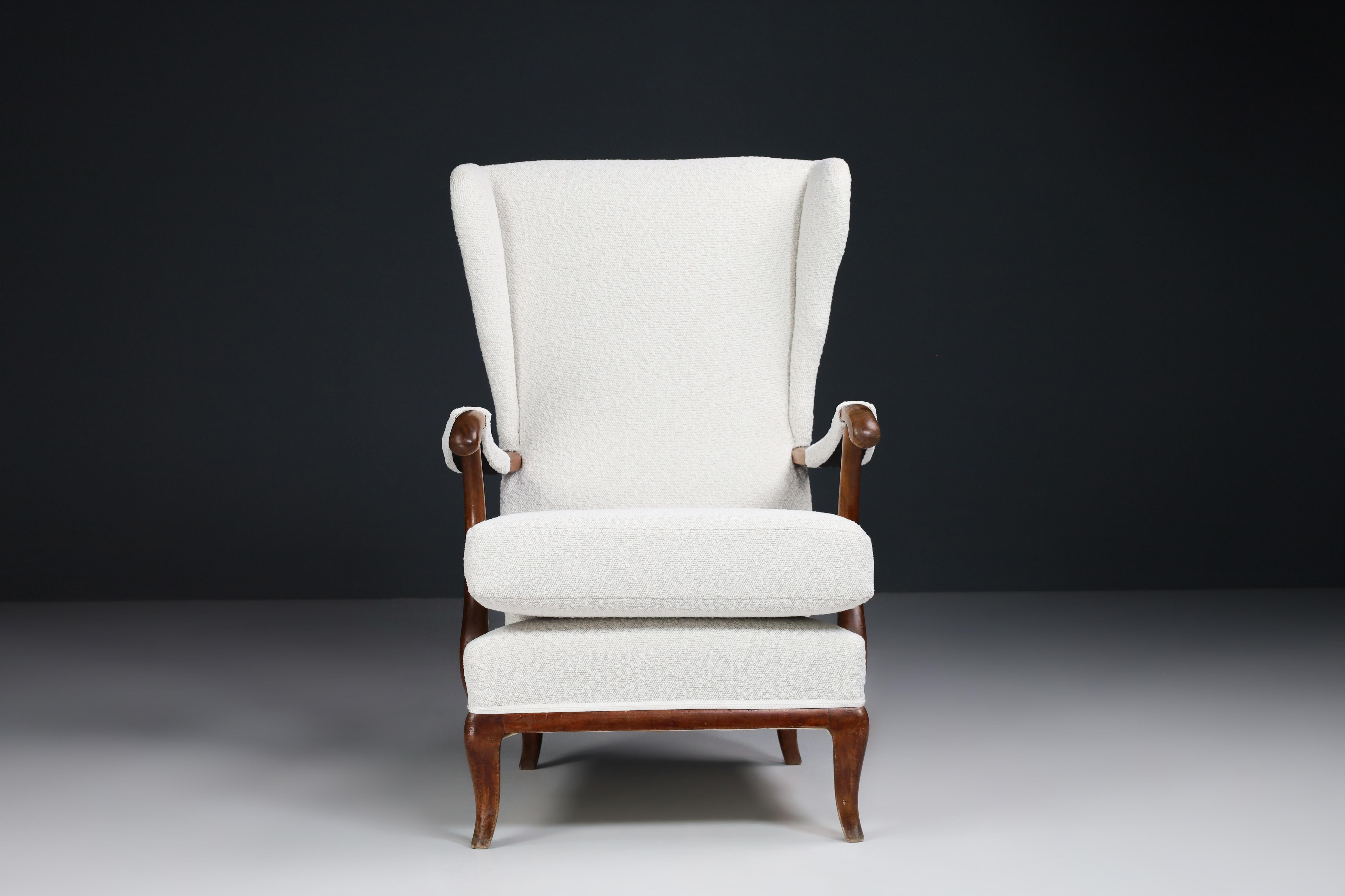 20th Century Wingback Armchair by Paolo Buffa Reupholstered in Bouclé Fabric, Italy 1940s  Th For Sale